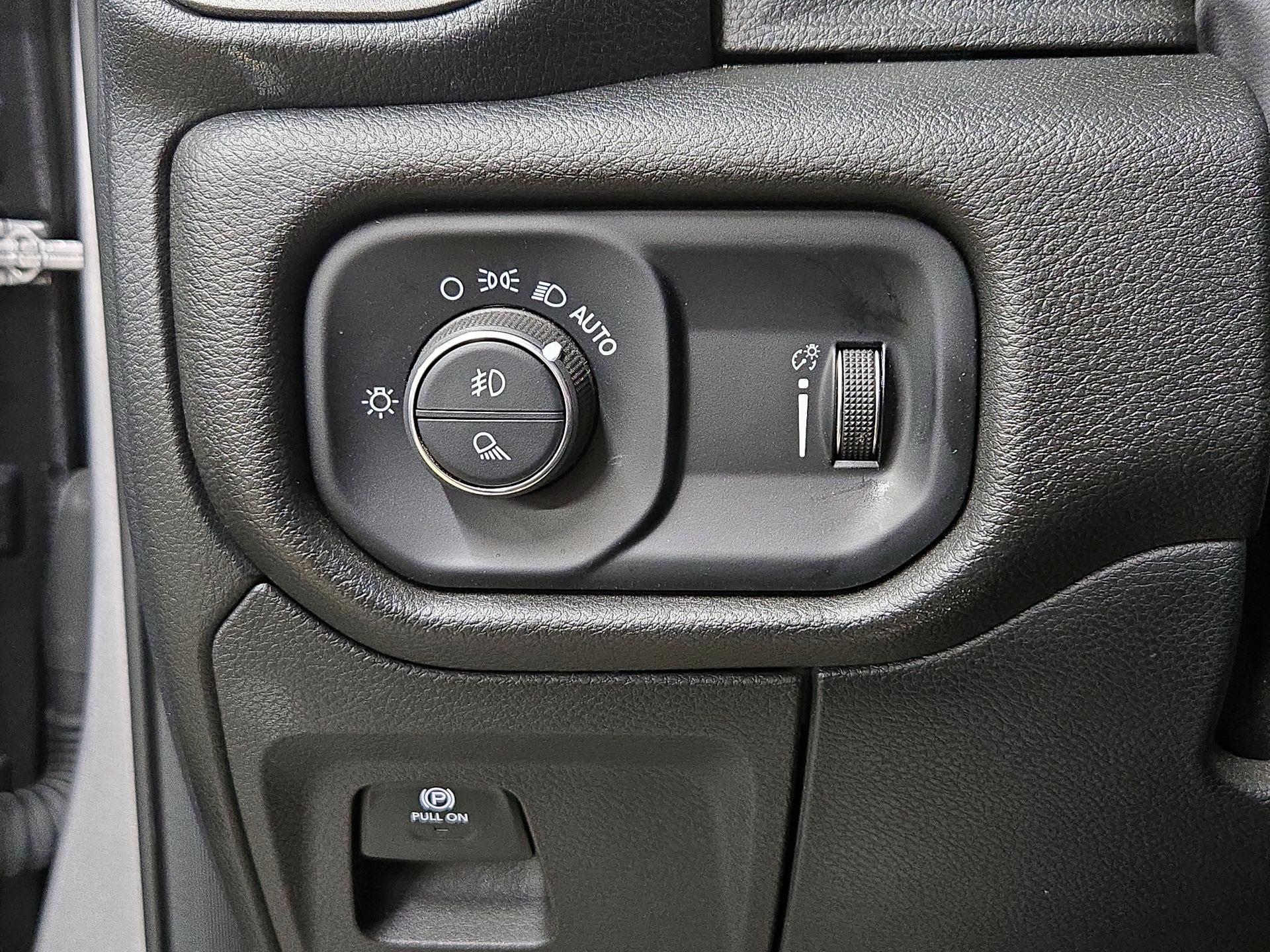 Thumbnail: 2025 RAM 1500 - 13