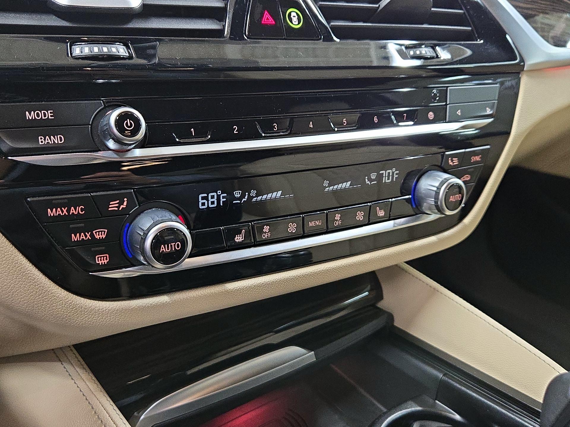 Thumbnail: 2023 BMW 5 Series - 17