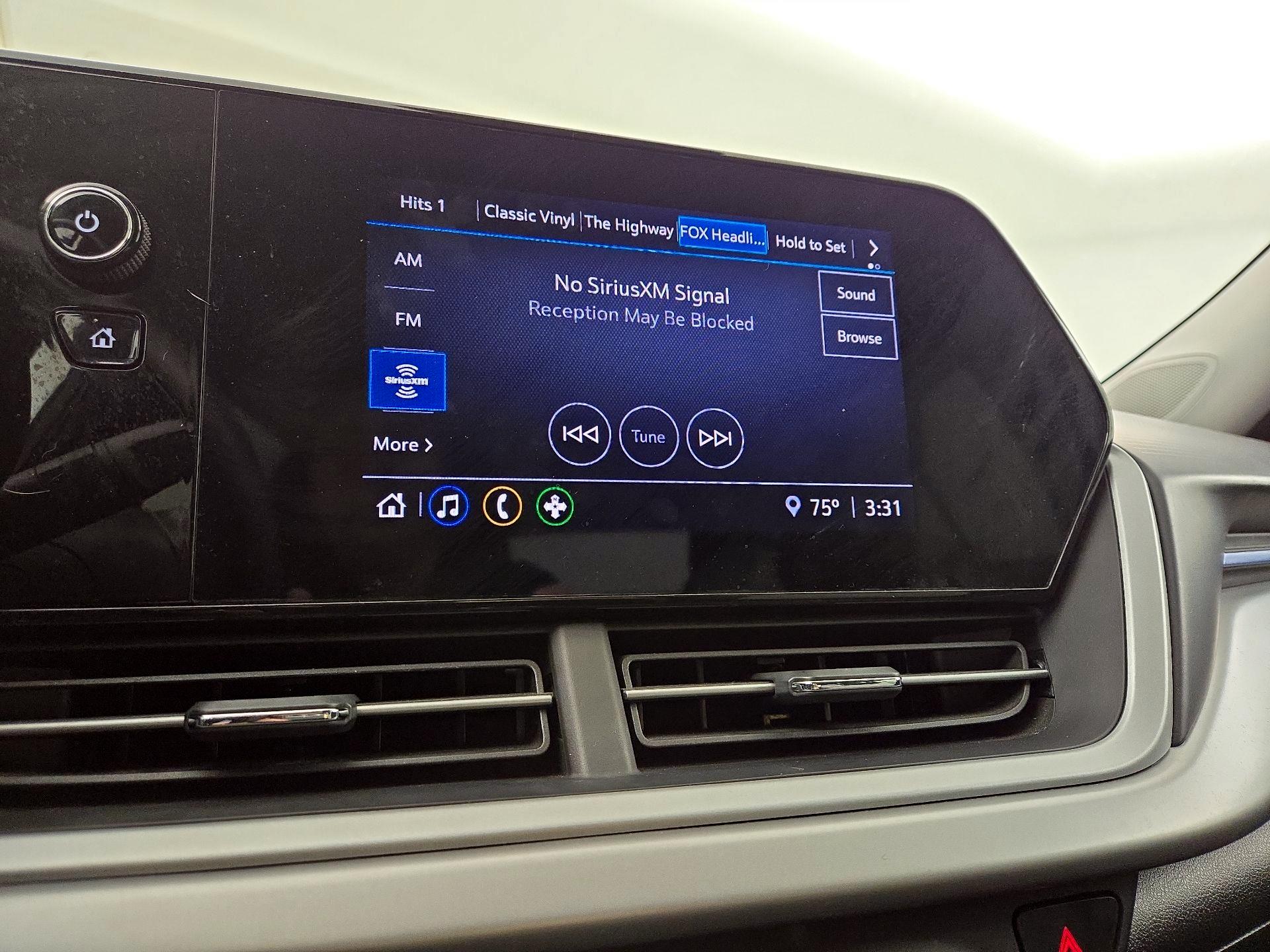 Thumbnail: 2024 Chevrolet Trax - 15