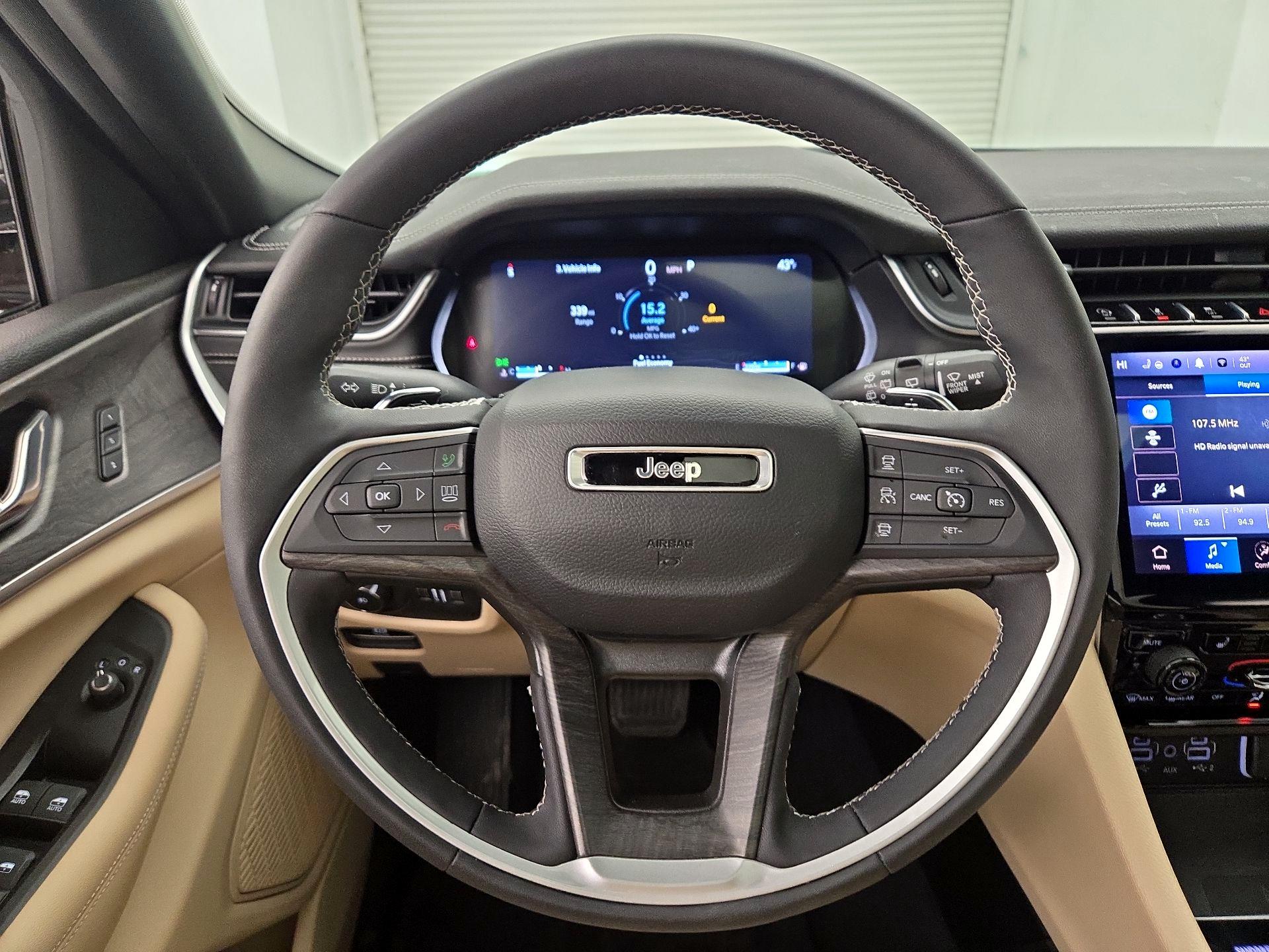 Thumbnail: 2024 Jeep Grand Cherokee L - 10