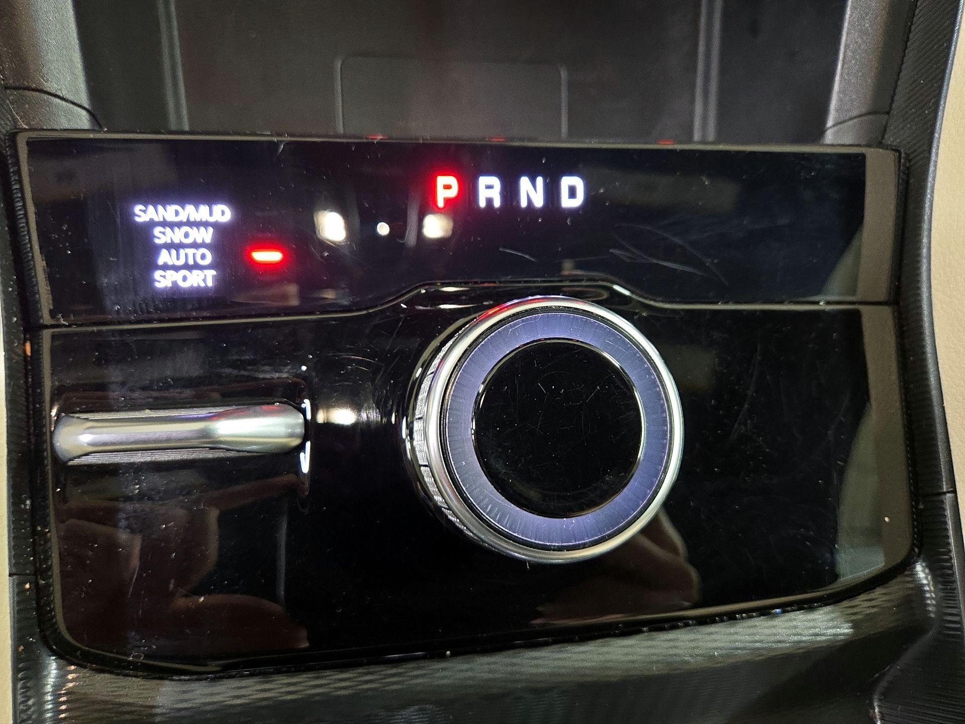 Thumbnail: 2024 Jeep Grand Cherokee L - 18