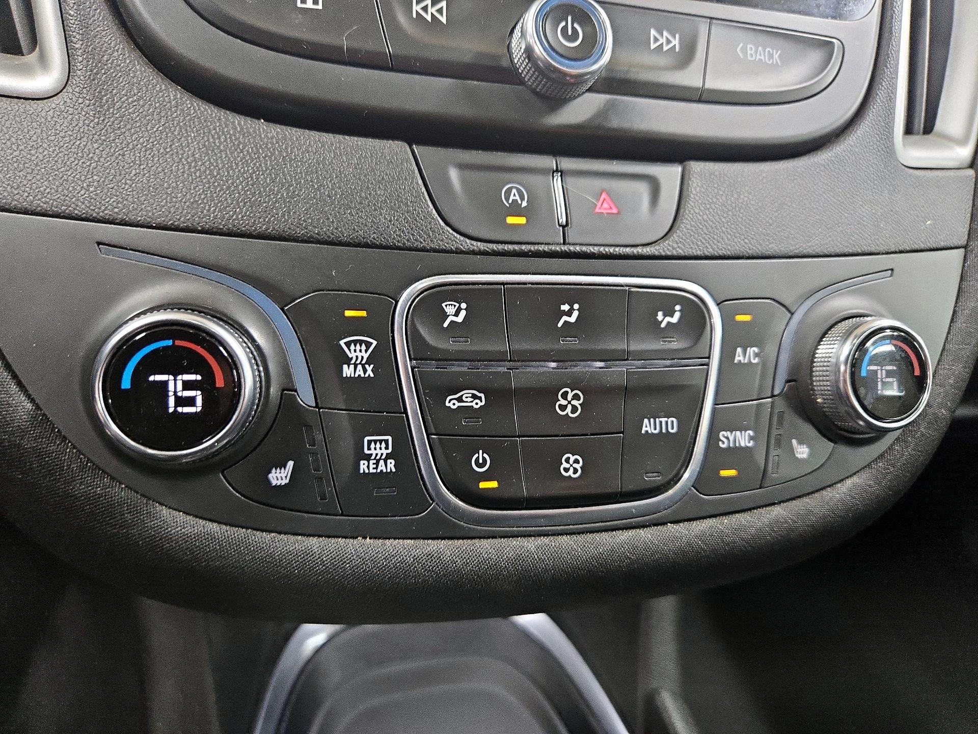 Thumbnail: 2022 Chevrolet Malibu - 15