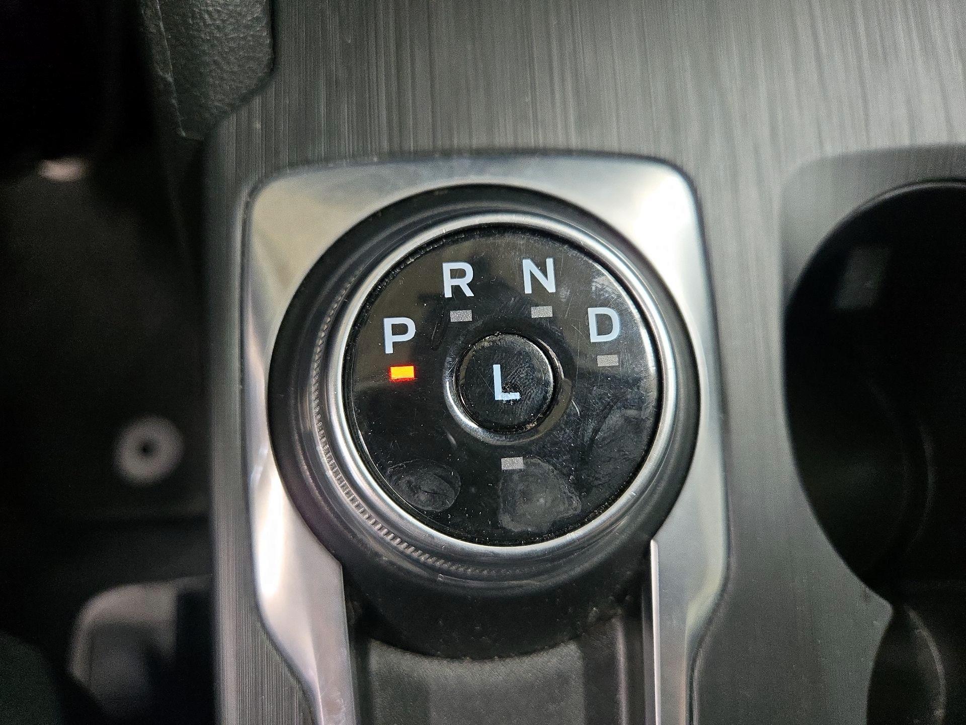 Thumbnail: 2022 Ford Escape - 17