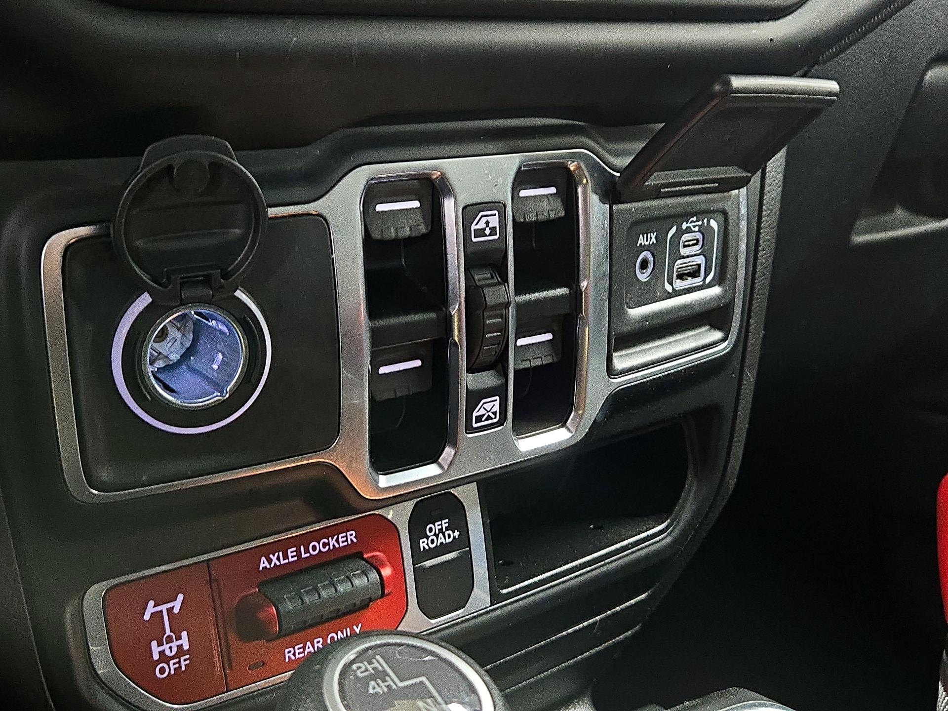 Thumbnail: 2023 Jeep Gladiator - 19