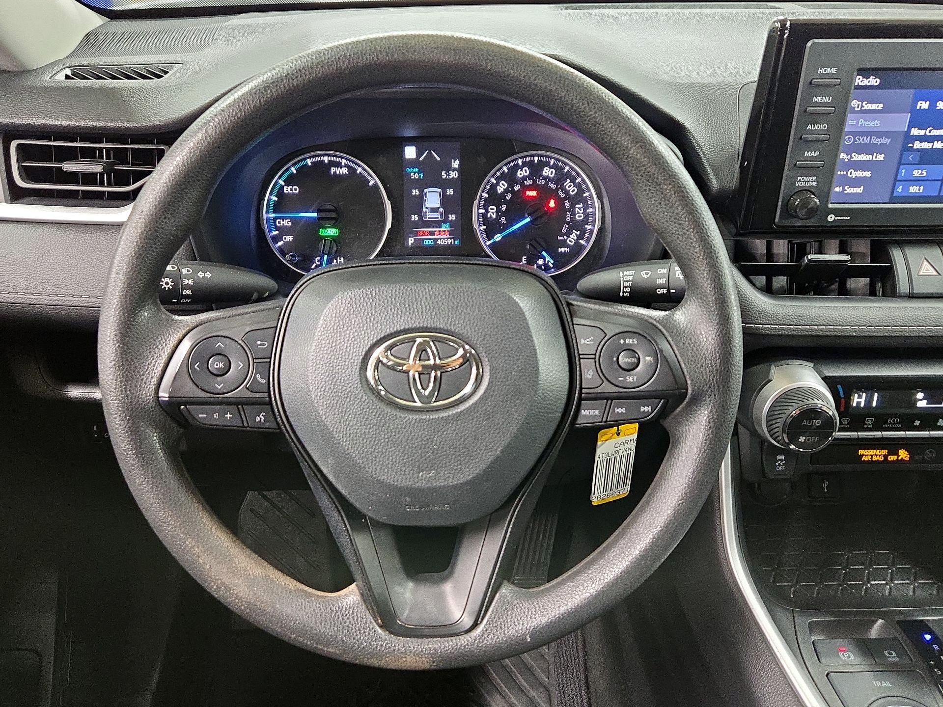 Thumbnail: 2022 Toyota RAV4 - 10