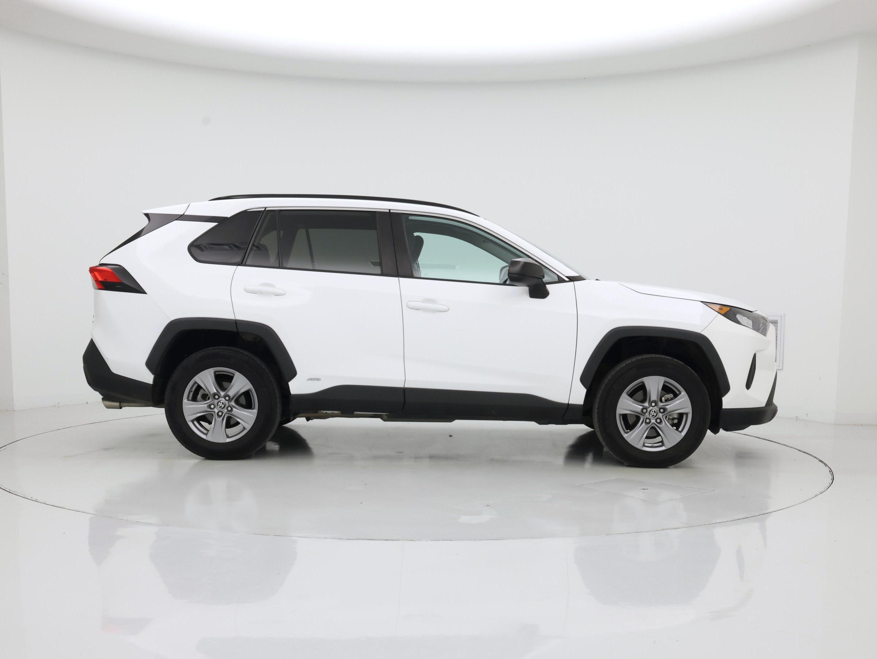 Thumbnail: 2022 Toyota RAV4 - 7