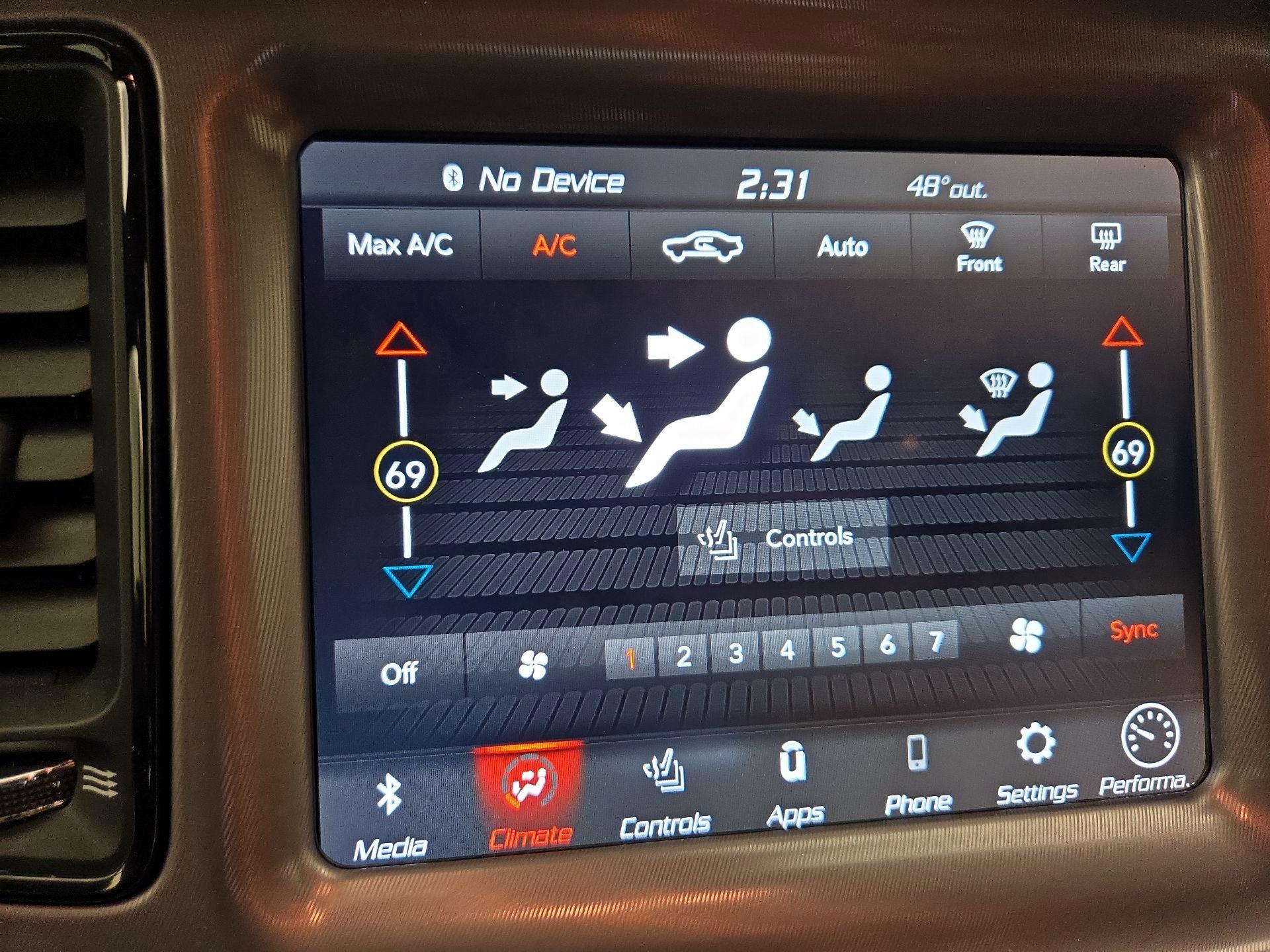 Thumbnail: 2022 Dodge Challenger - 16