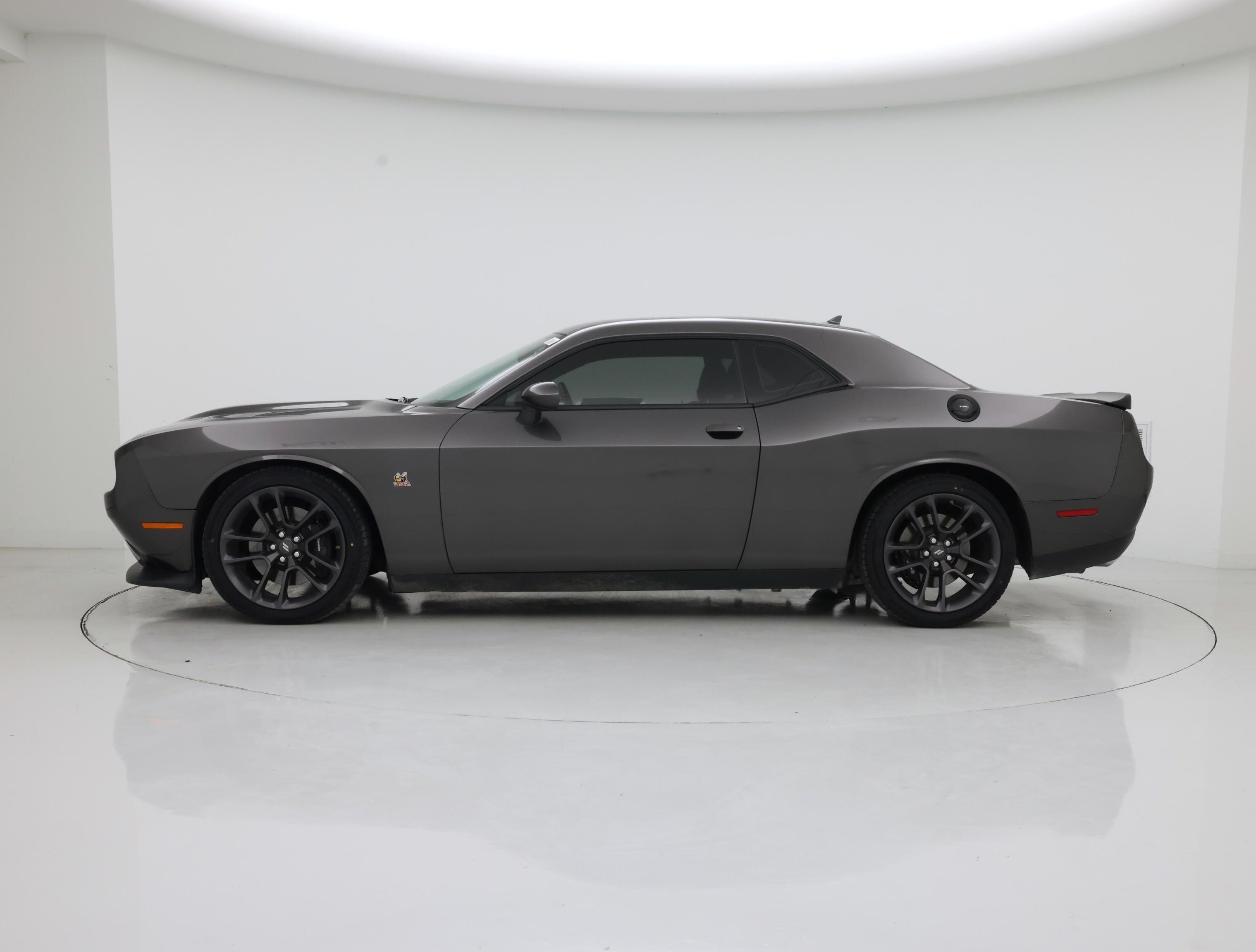 Thumbnail: 2022 Dodge Challenger - 3