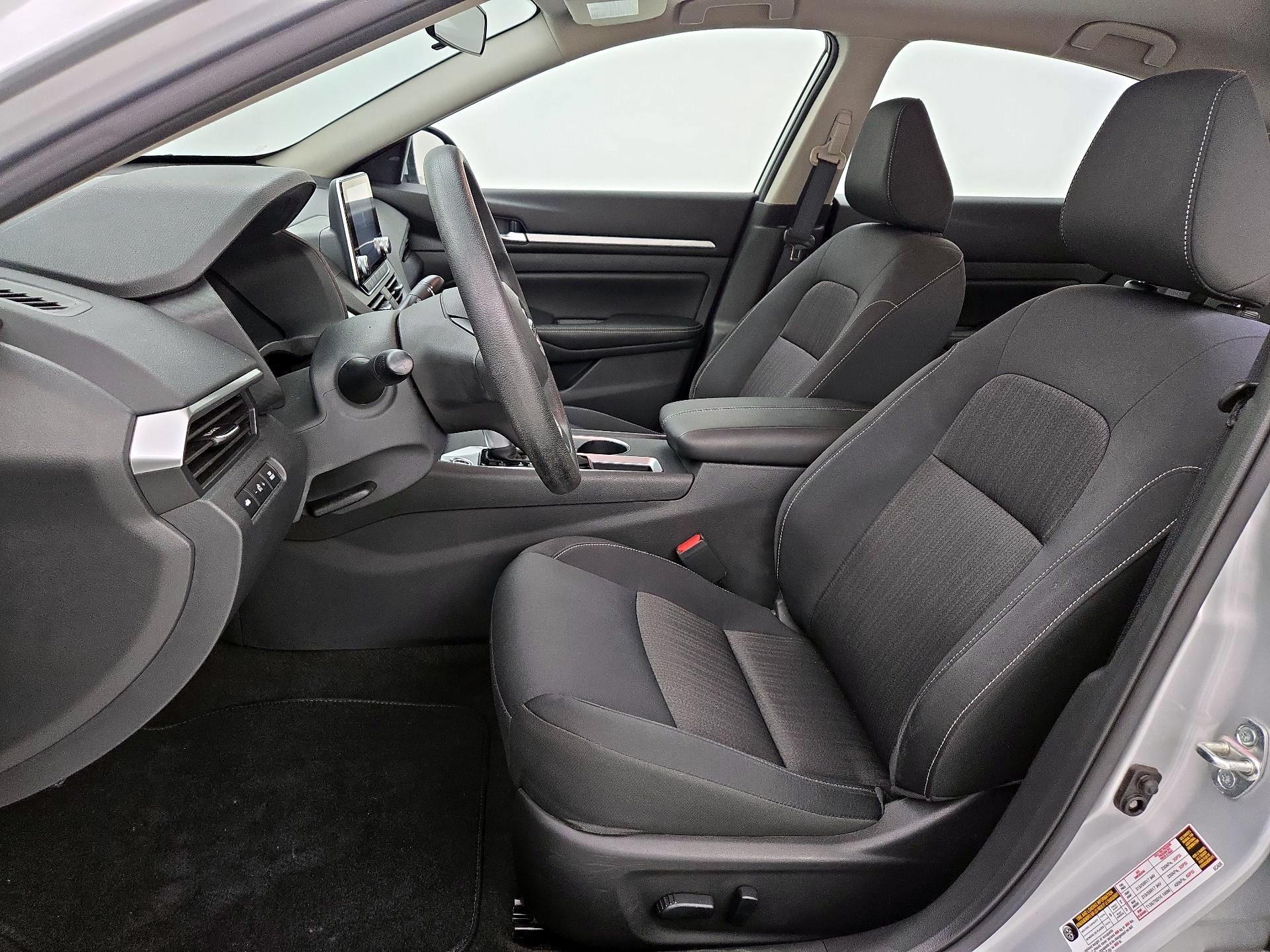 Thumbnail: 2022 Nissan Altima - 11