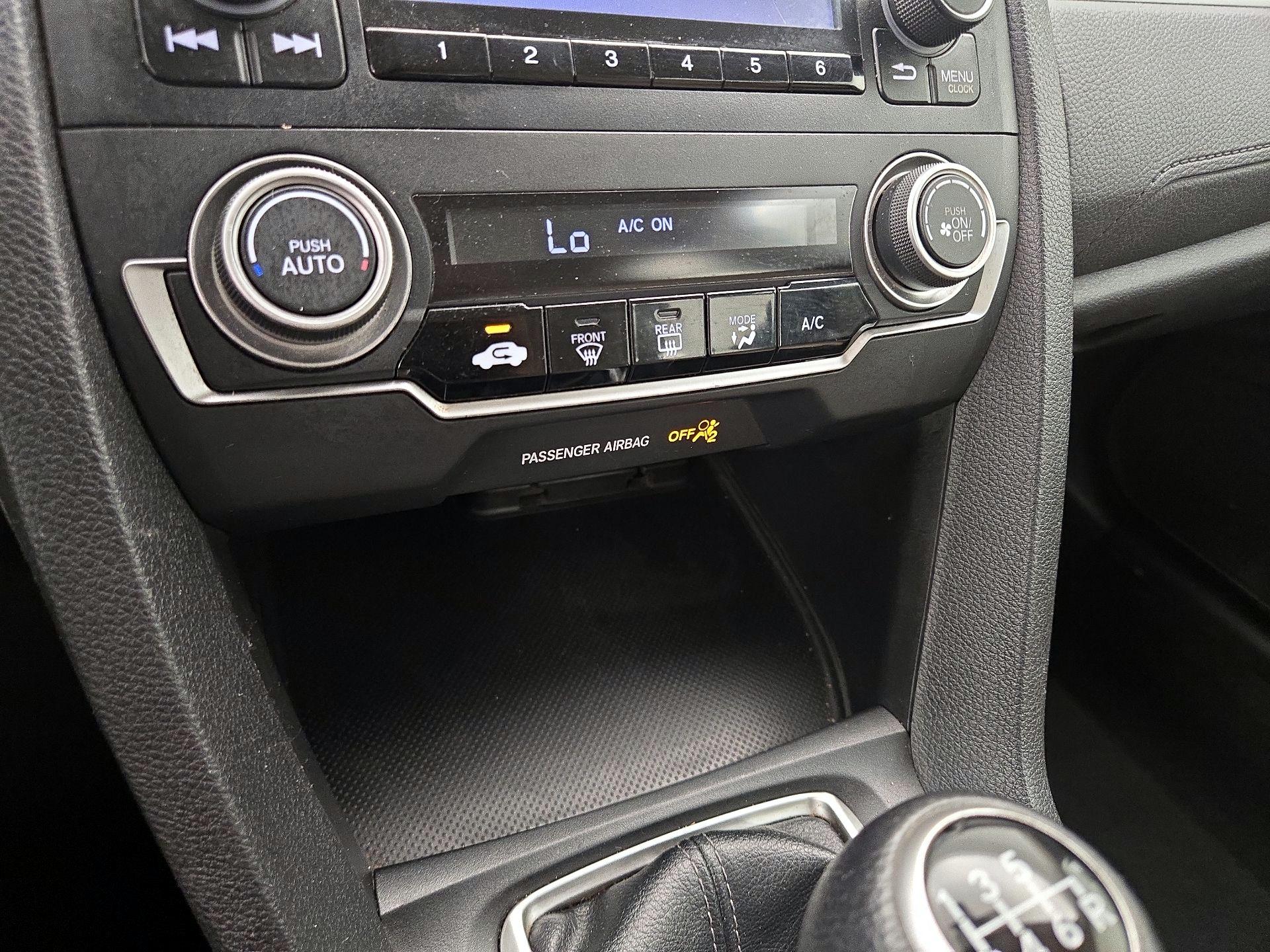 Thumbnail: 2017 Honda Civic - 16