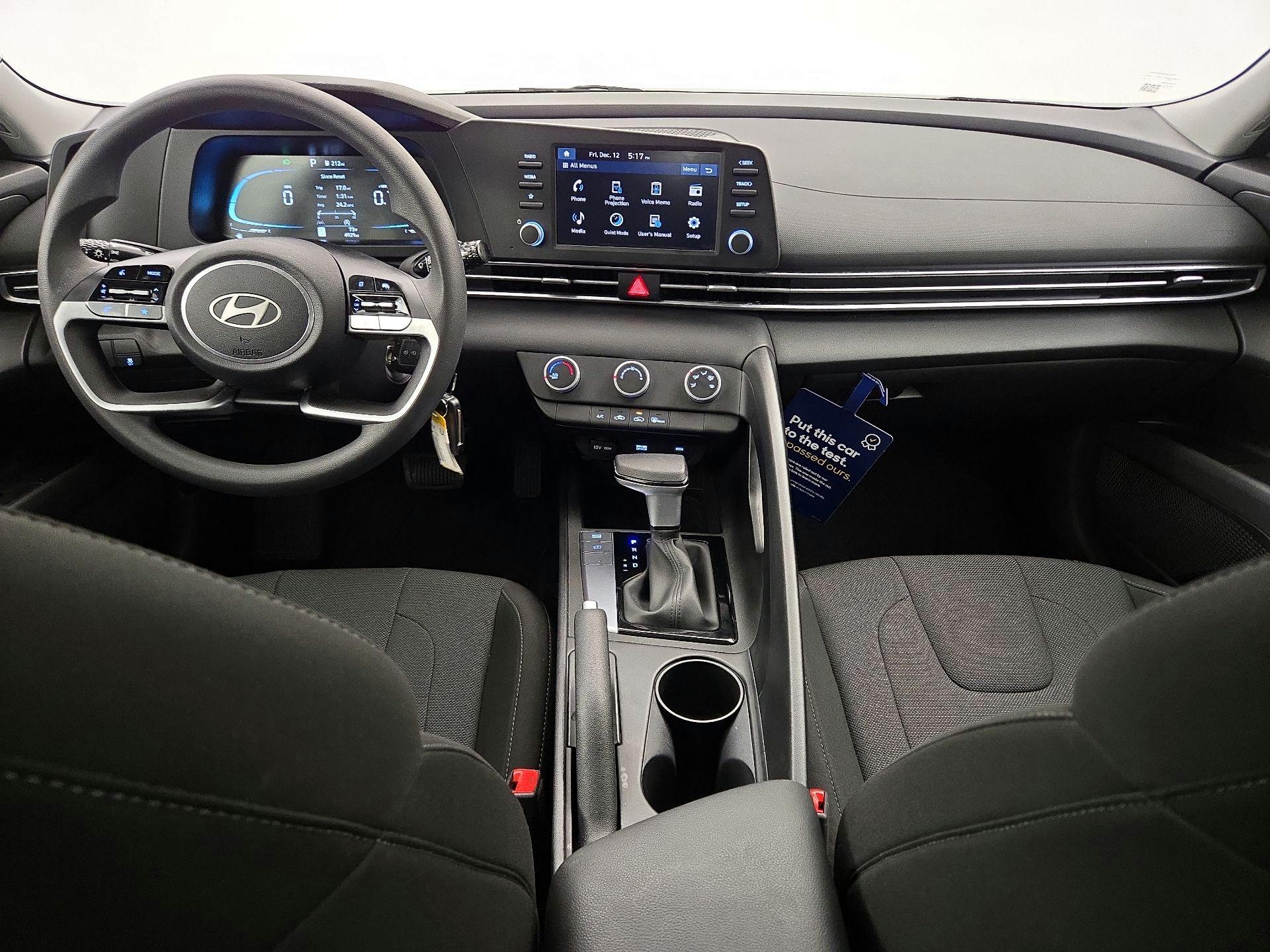 Thumbnail: 2025 Hyundai Elantra - 9