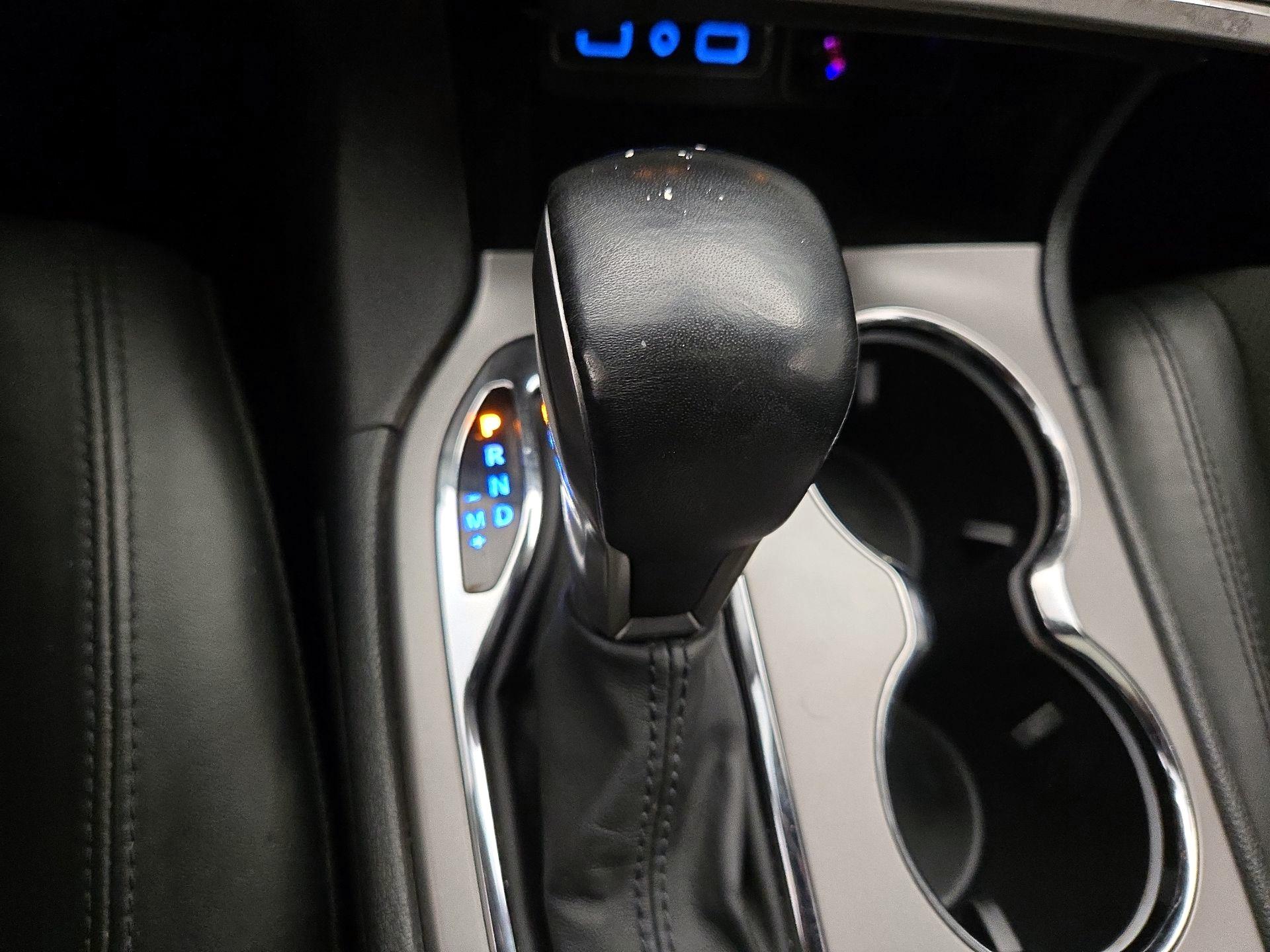 Thumbnail: 2019 Jeep Grand Cherokee - 18