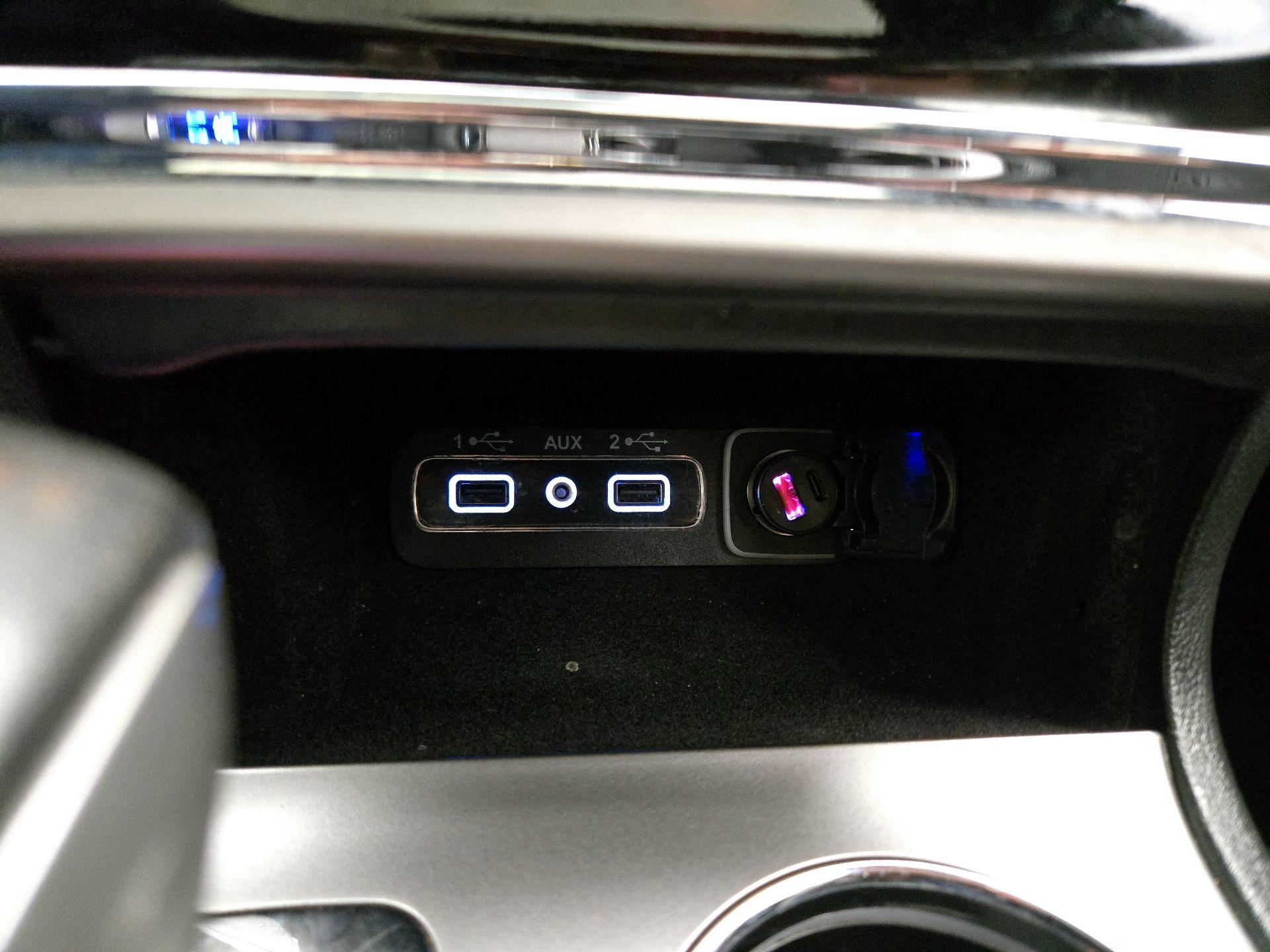 Thumbnail: 2019 Jeep Grand Cherokee - 19