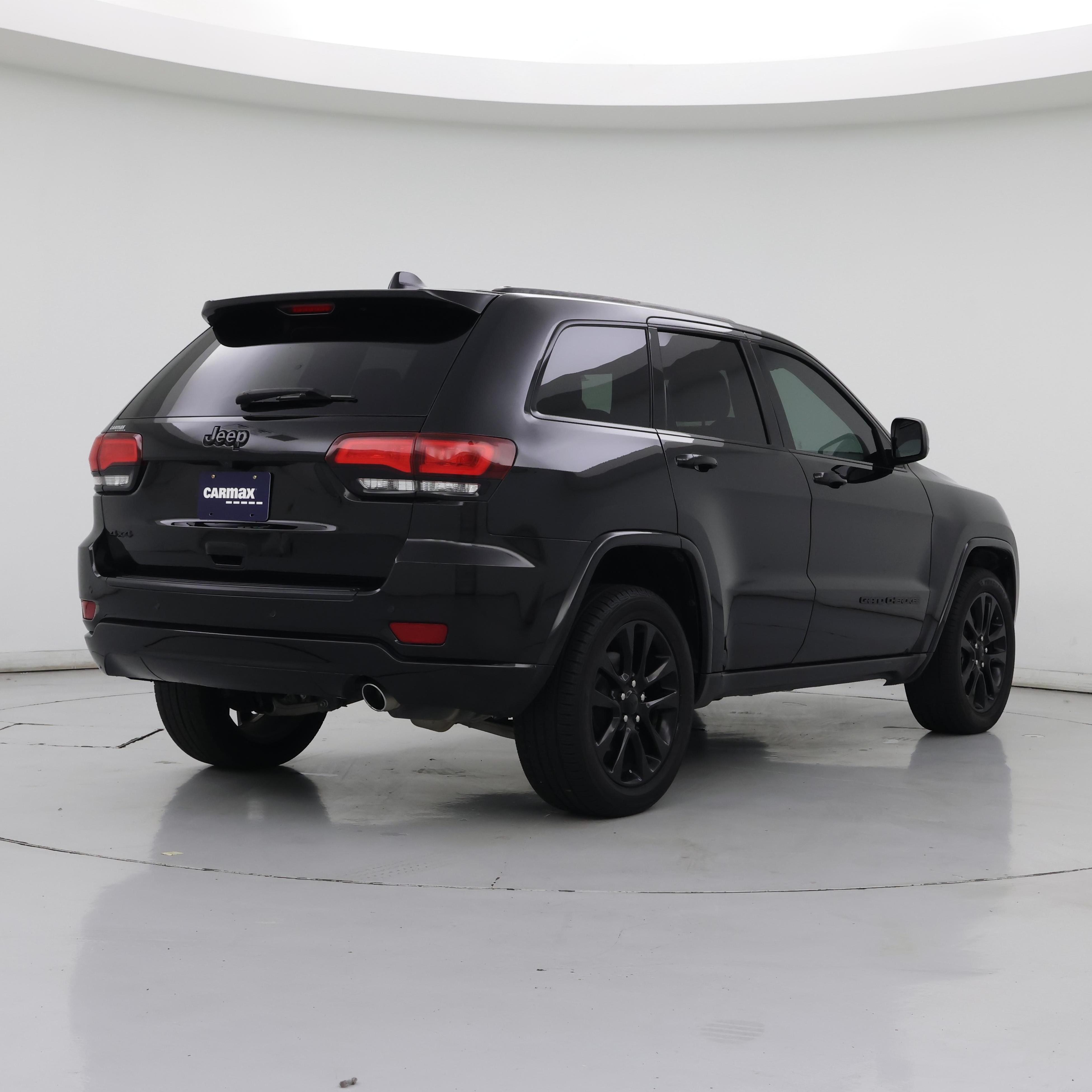 Thumbnail: 2019 Jeep Grand Cherokee - 8