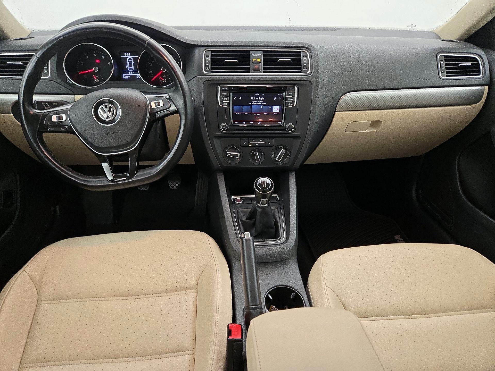 Thumbnail: 2018 Volkswagen Jetta - 9