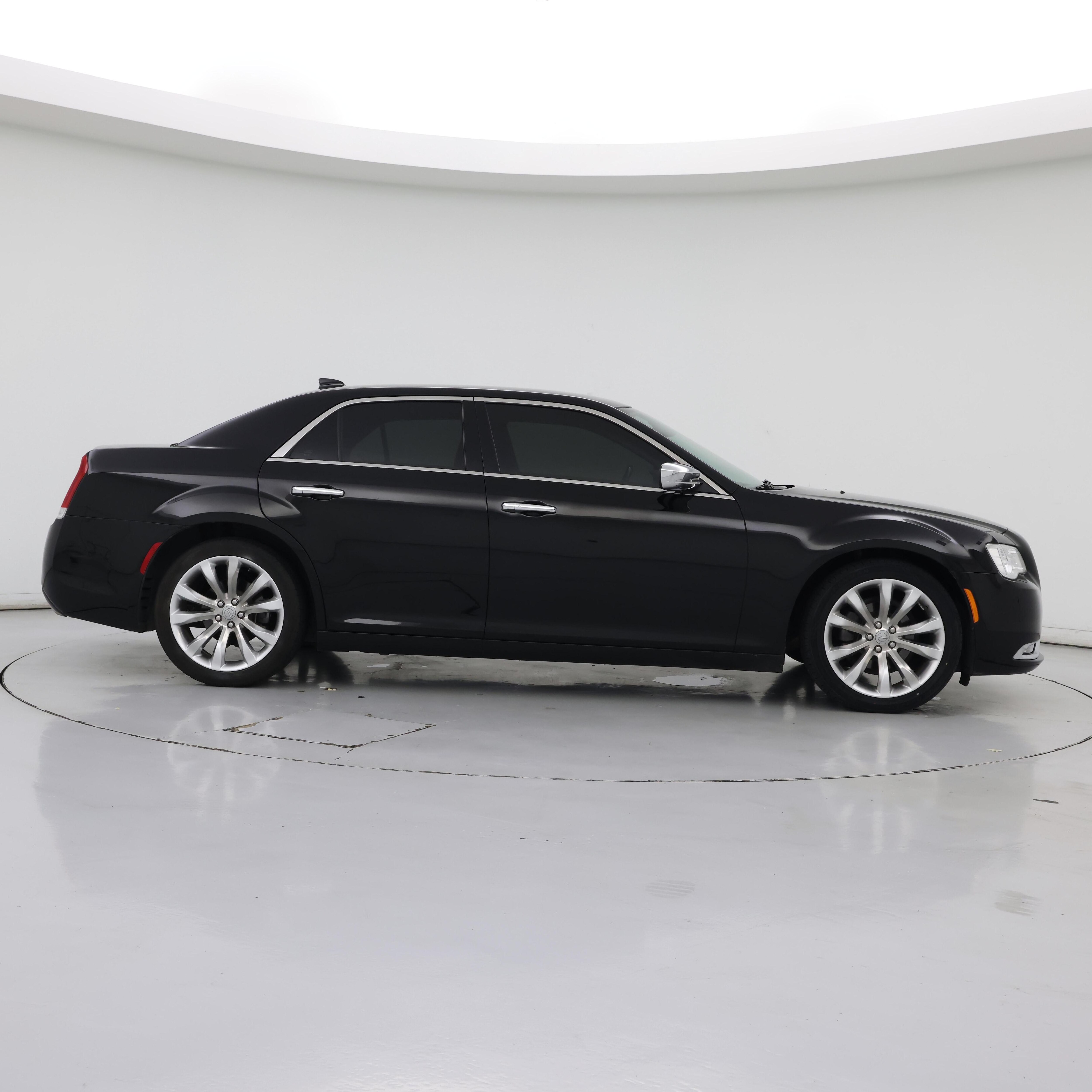 Thumbnail: 2019 Chrysler 300 - 7