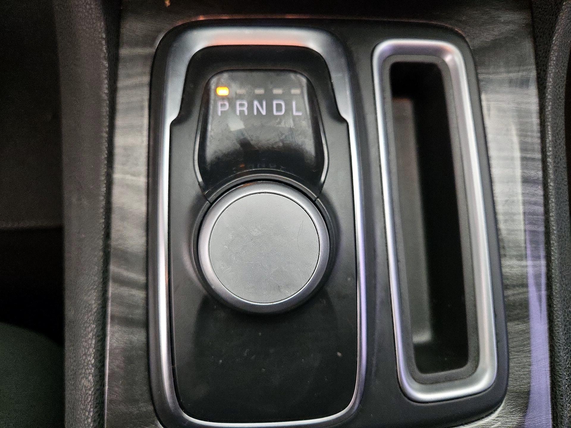 Thumbnail: 2022 Chrysler 300 - 17