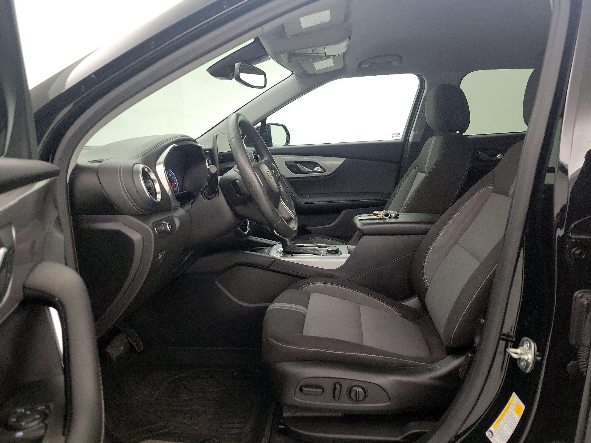 Thumbnail: 2023 Chevrolet Blazer - 11