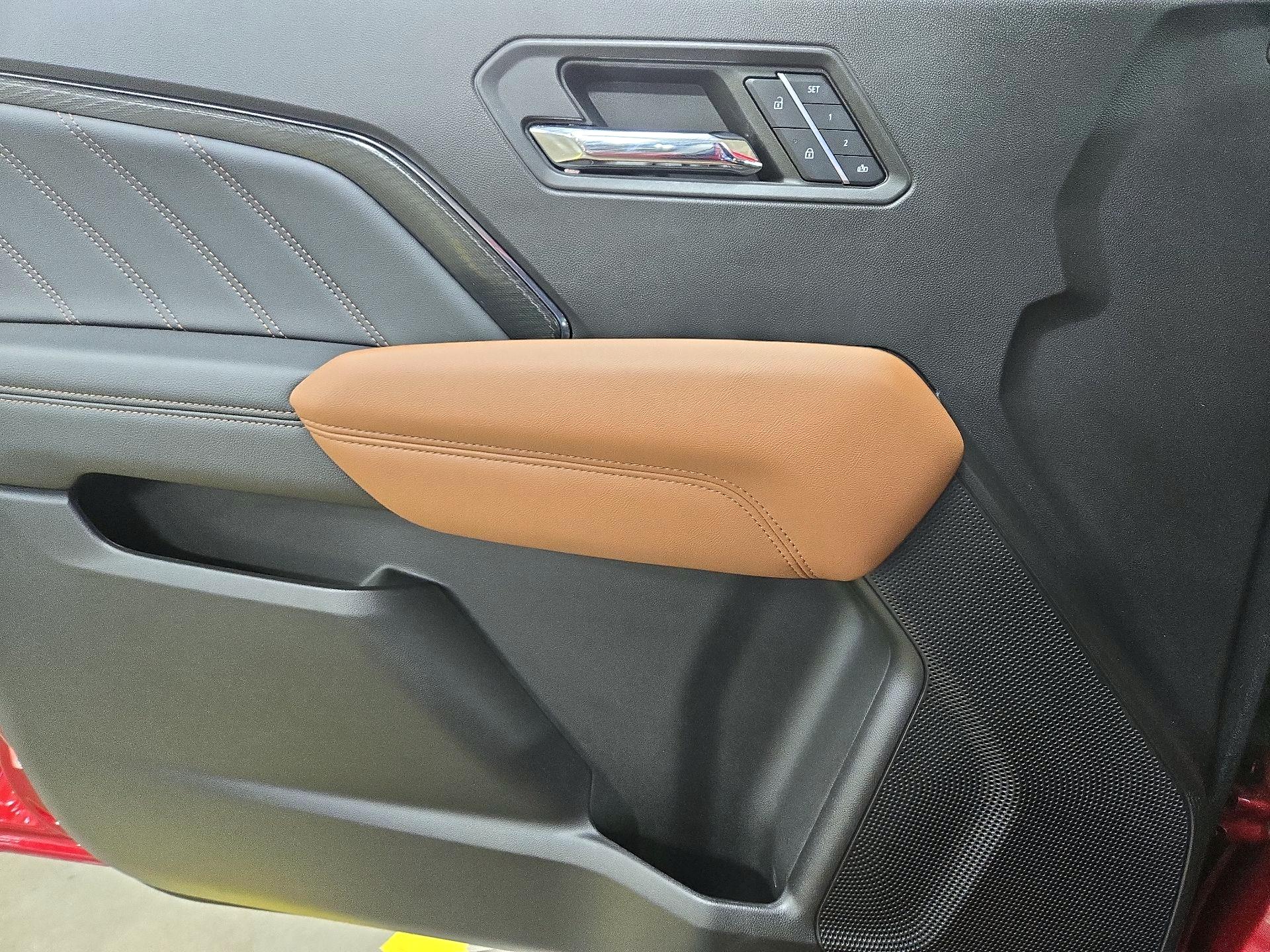 Thumbnail: 2023 GMC Canyon - 12