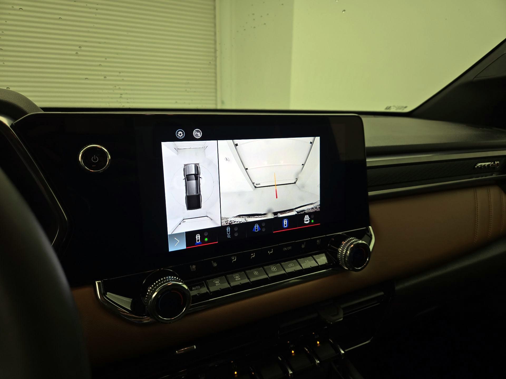 Thumbnail: 2023 GMC Canyon - 13