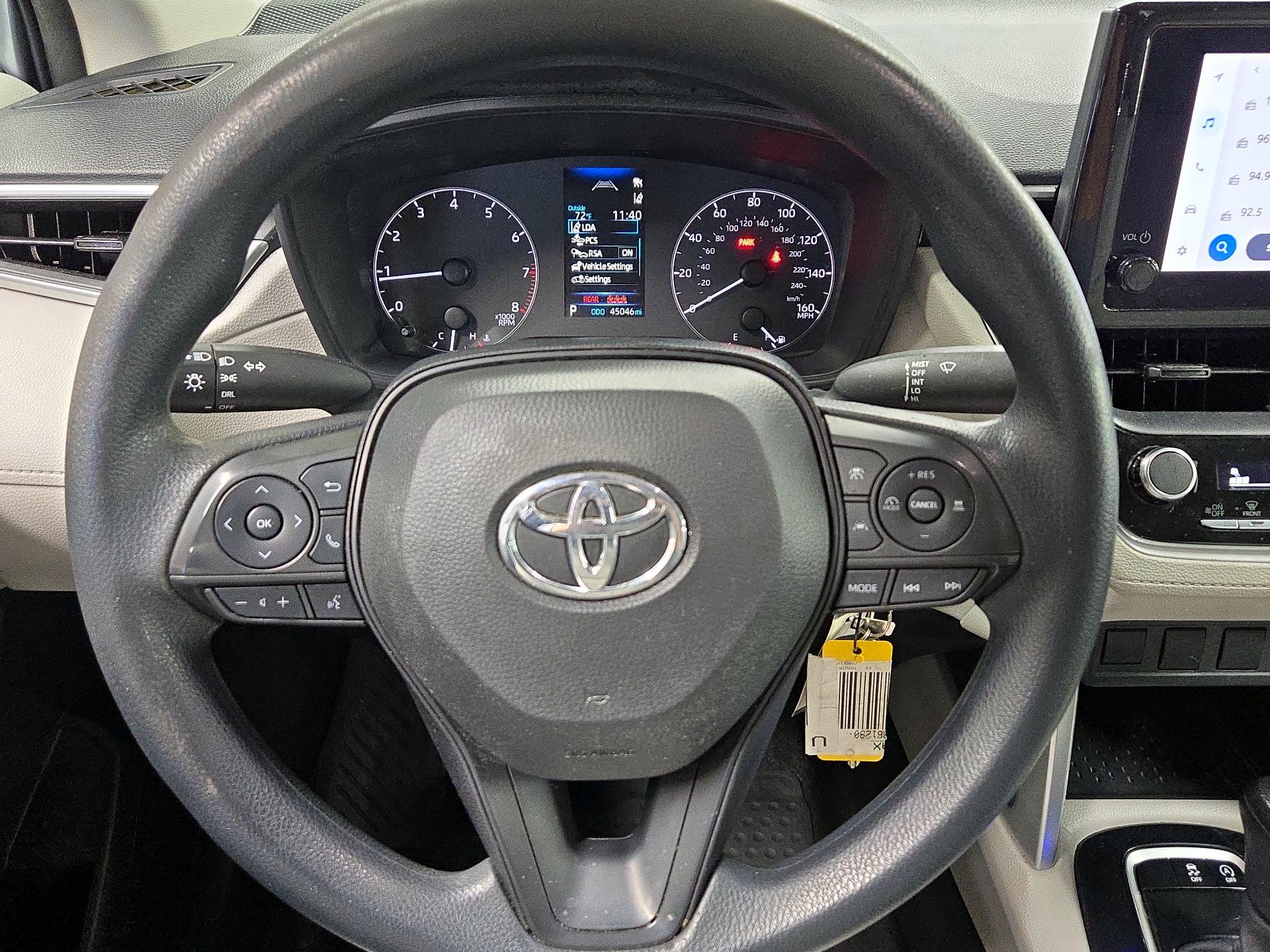 Thumbnail: 2023 Toyota Corolla Cross - 10