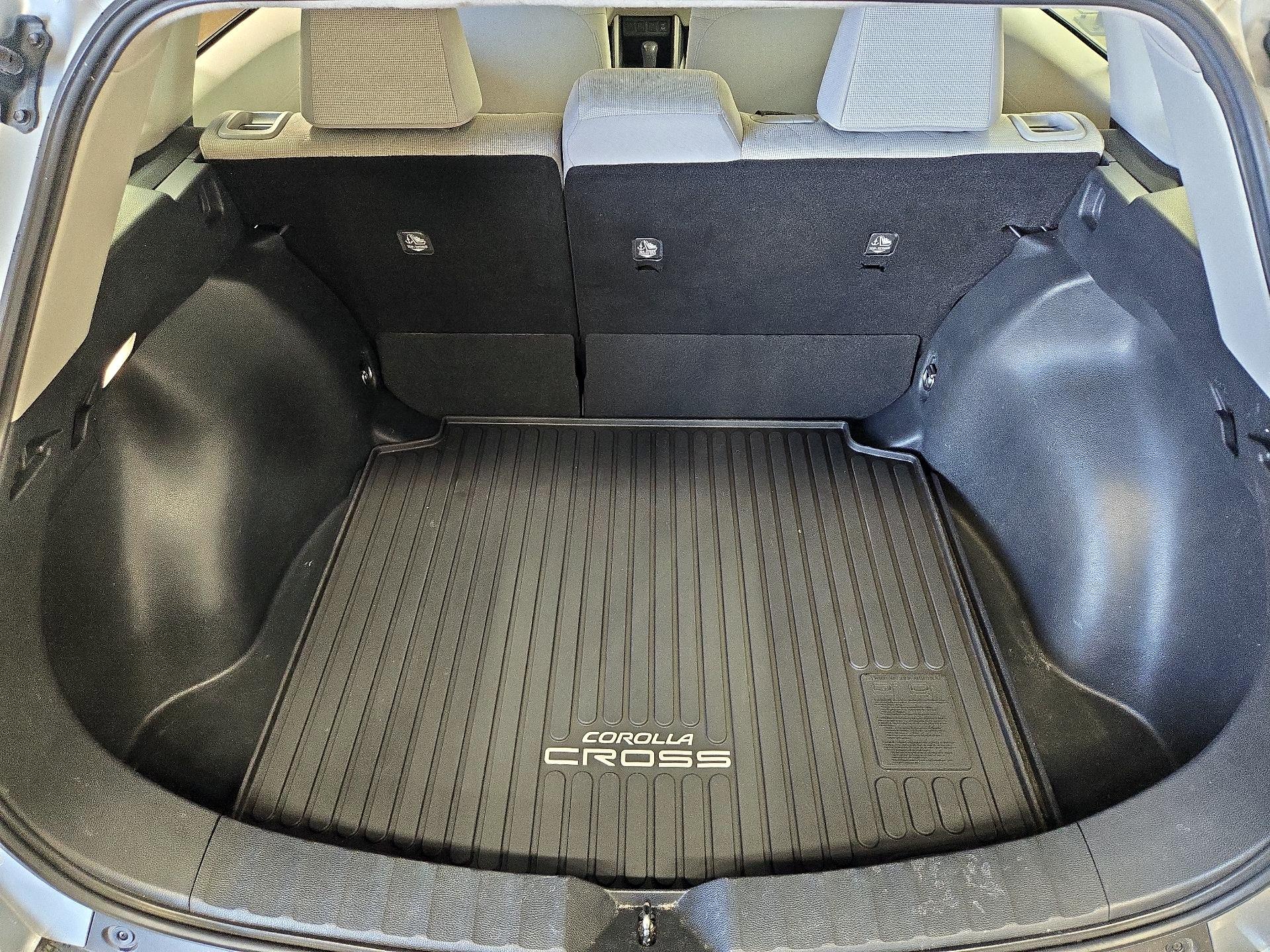 Thumbnail: 2023 Toyota Corolla Cross - 20