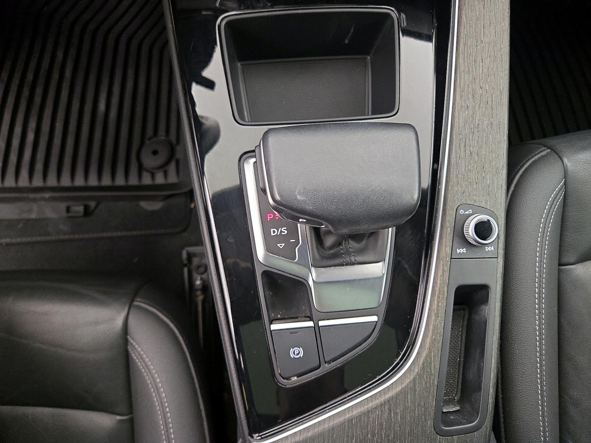 Thumbnail: 2021 Audi A4 - 17