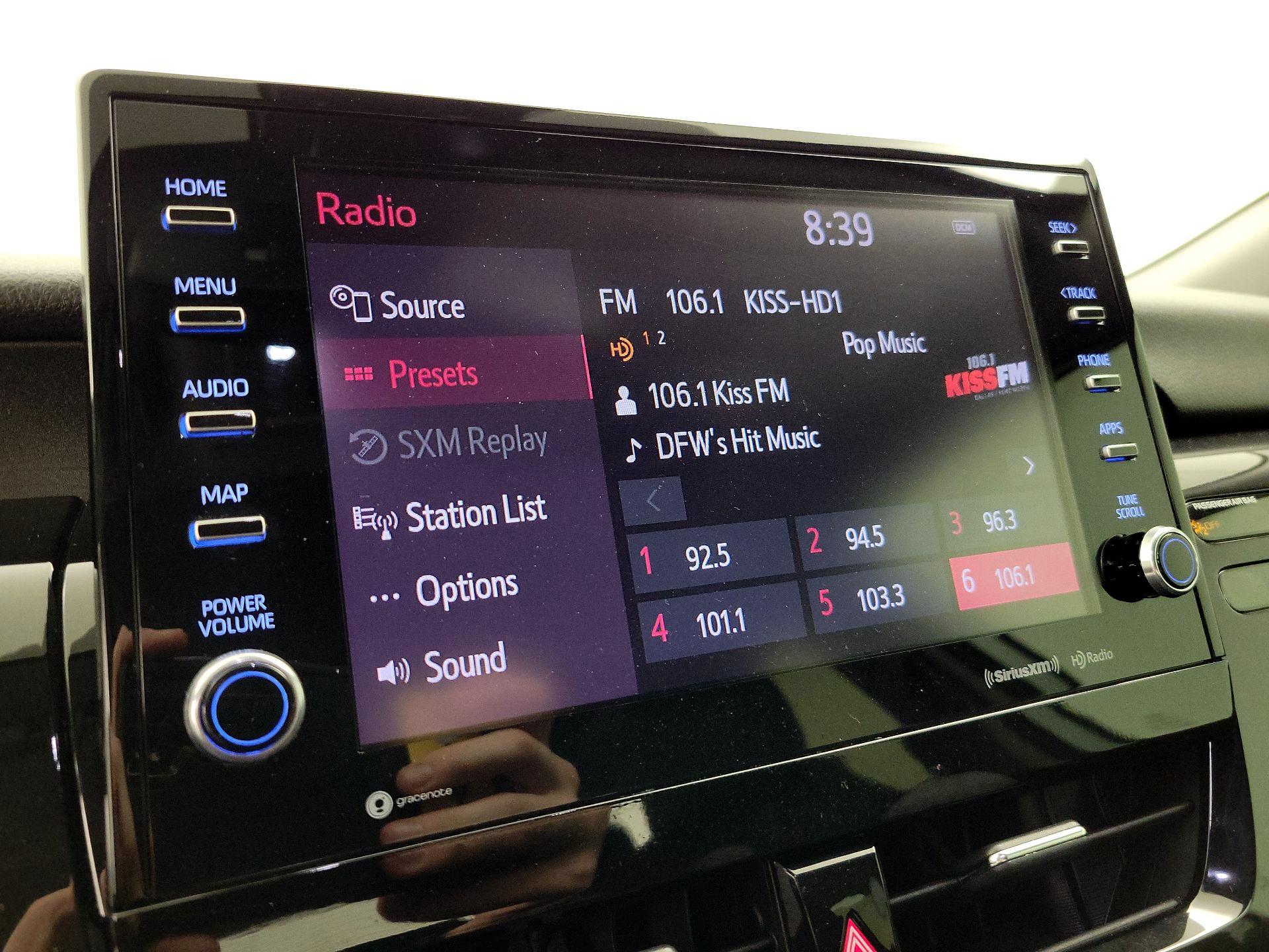 Thumbnail: 2021 Toyota Camry - 15