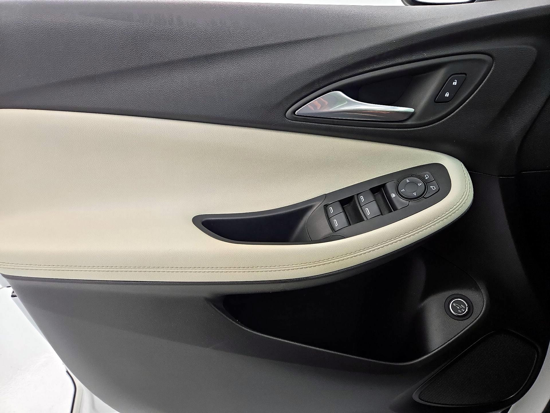 Thumbnail: 2021 Buick Encore GX - 12