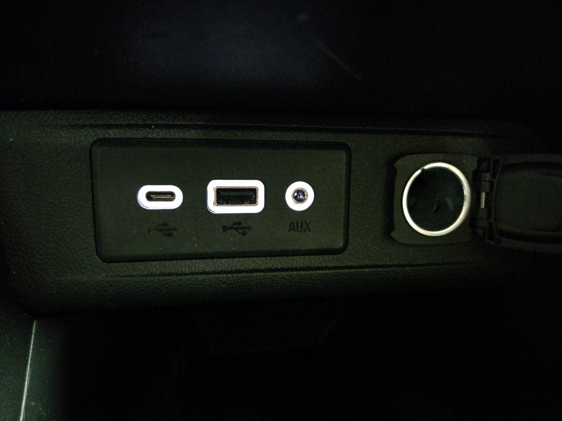 Thumbnail: 2021 Buick Encore GX - 18