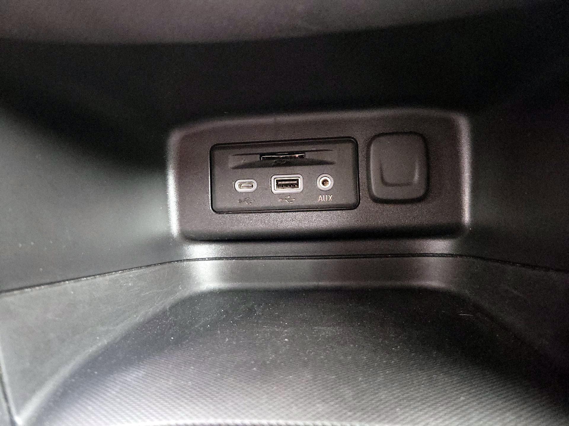 Thumbnail: 2024 Chevrolet Equinox - 18