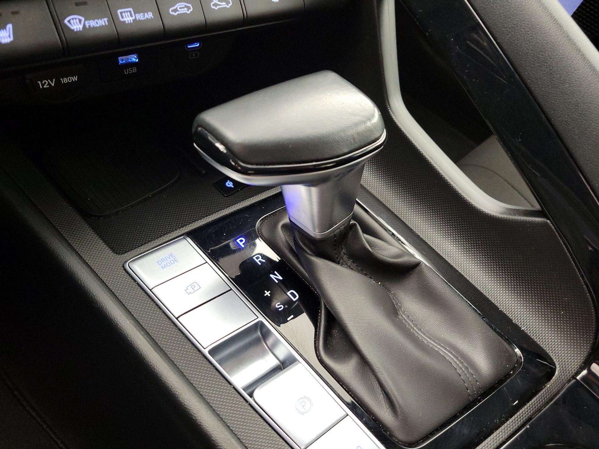 Thumbnail: 2024 Hyundai Elantra - 18