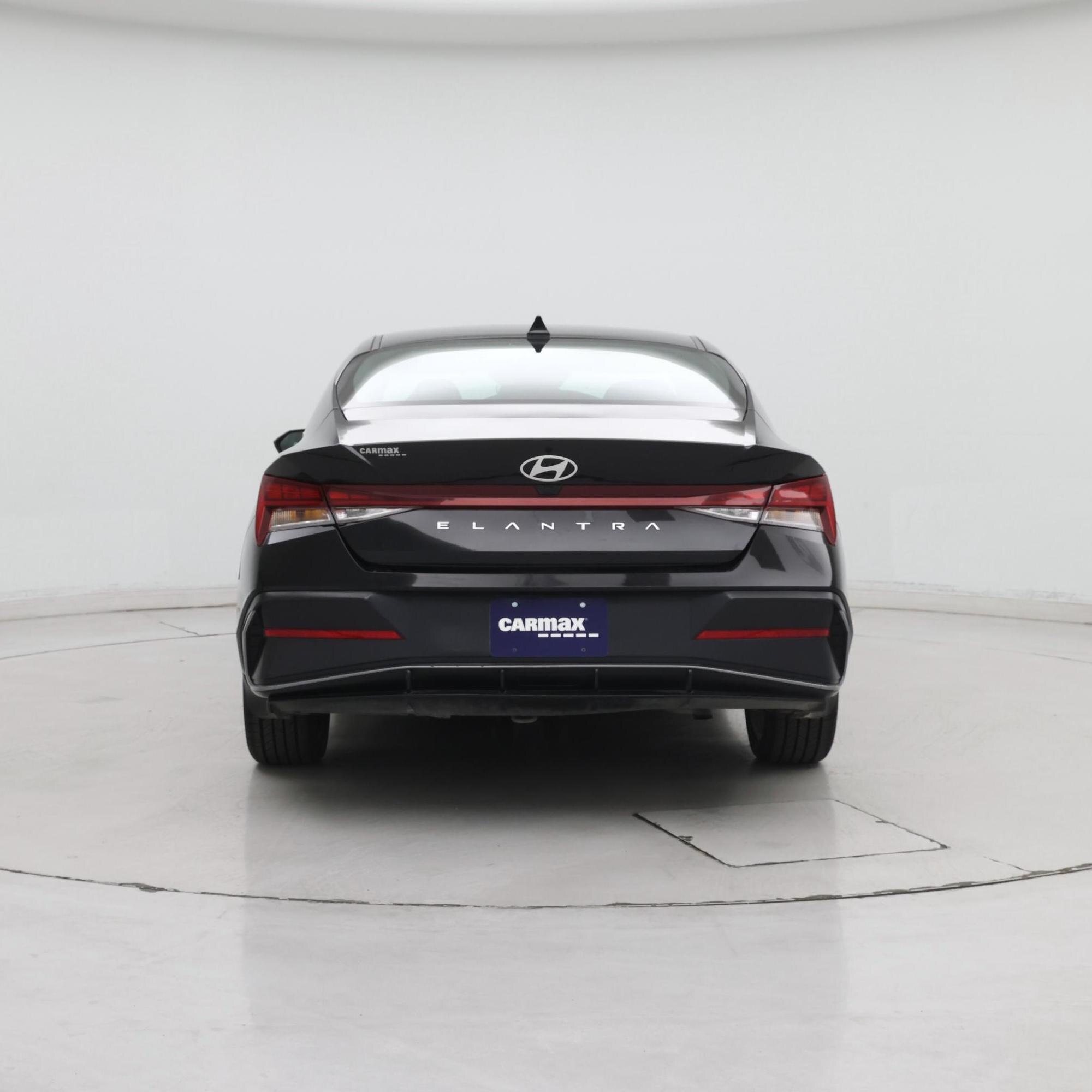 Thumbnail: 2024 Hyundai Elantra - 6