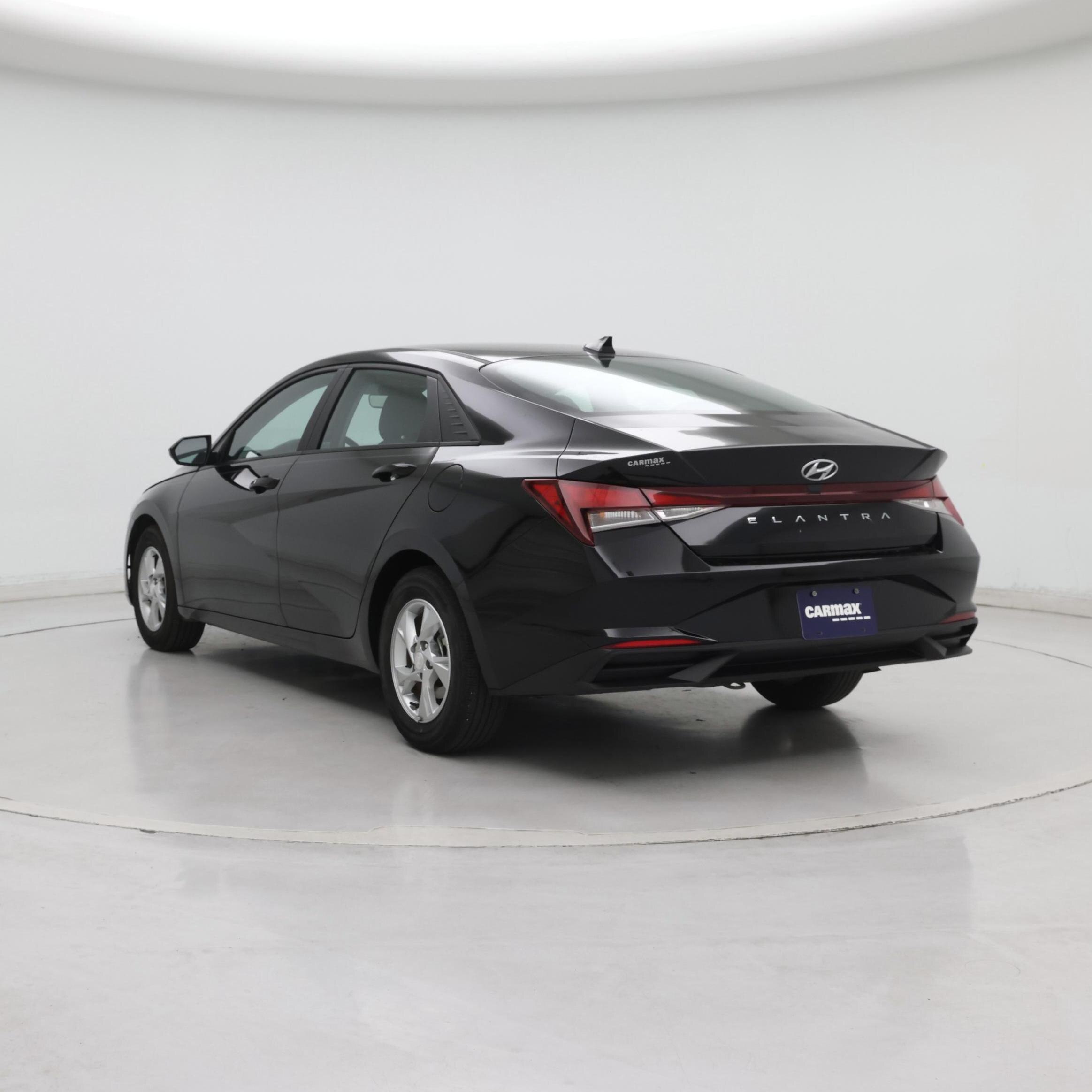 Thumbnail: 2023 Hyundai Elantra - 2