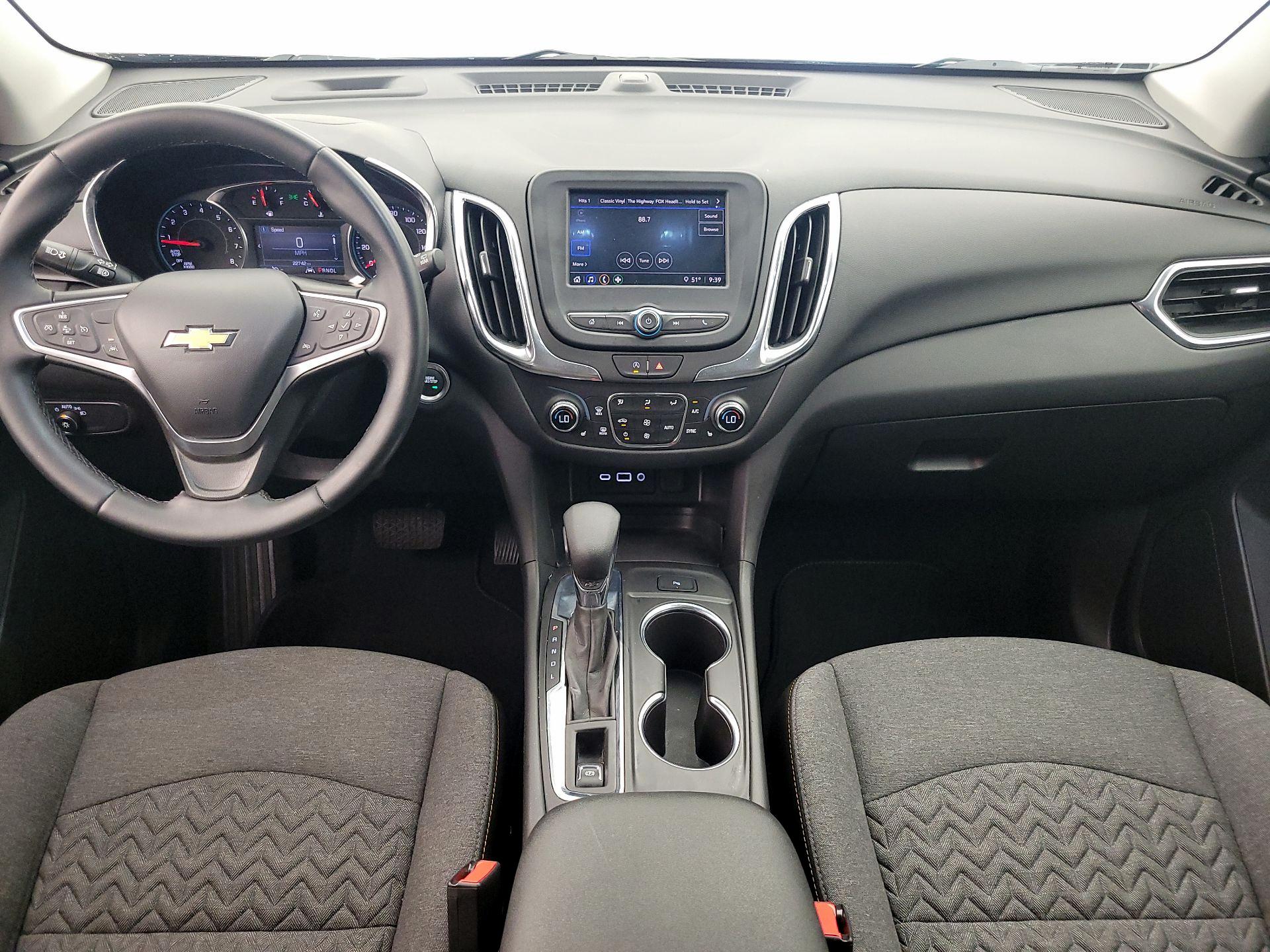 Thumbnail: 2023 Chevrolet Equinox - 9