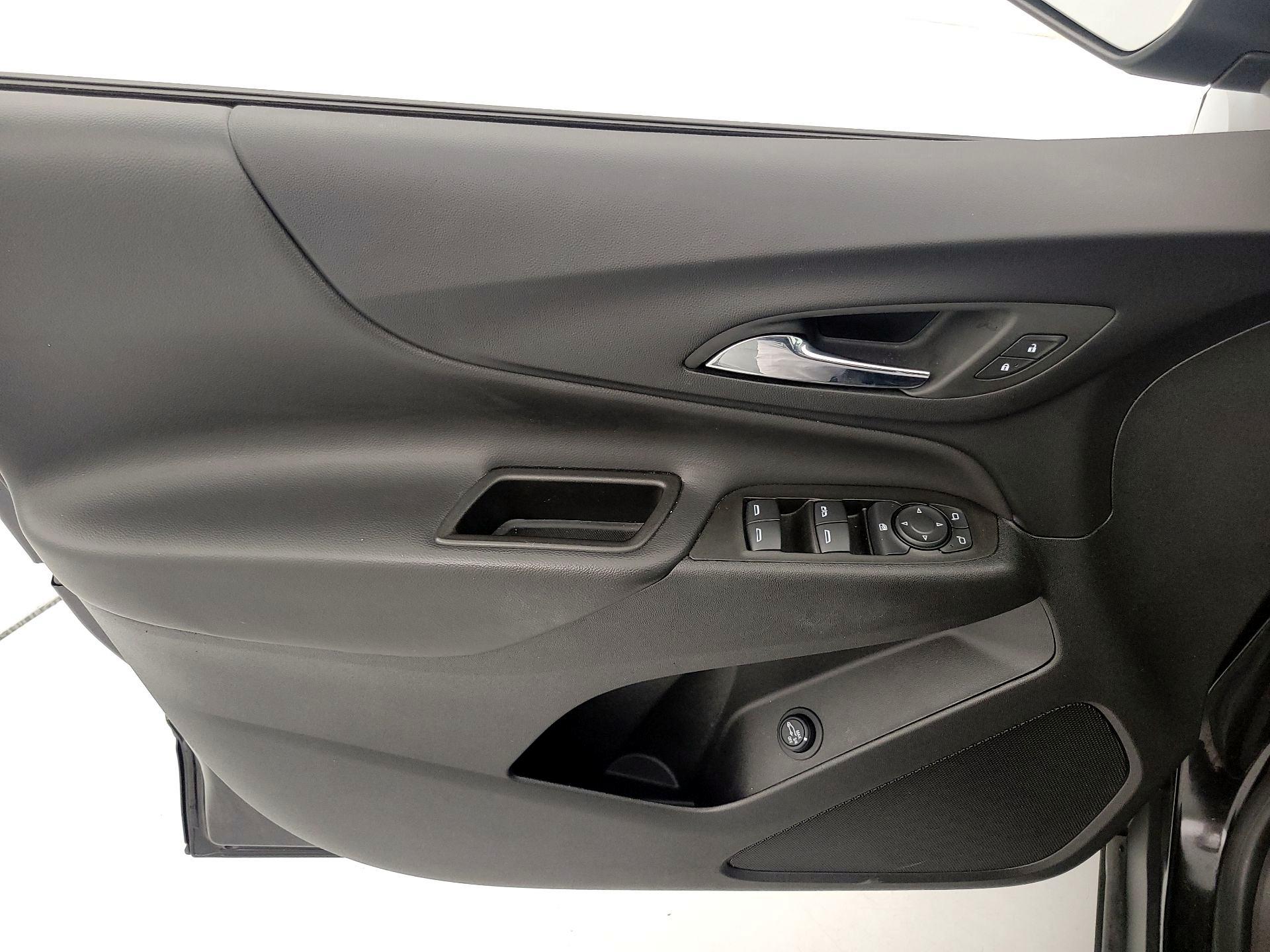 Thumbnail: 2023 Chevrolet Equinox - 12