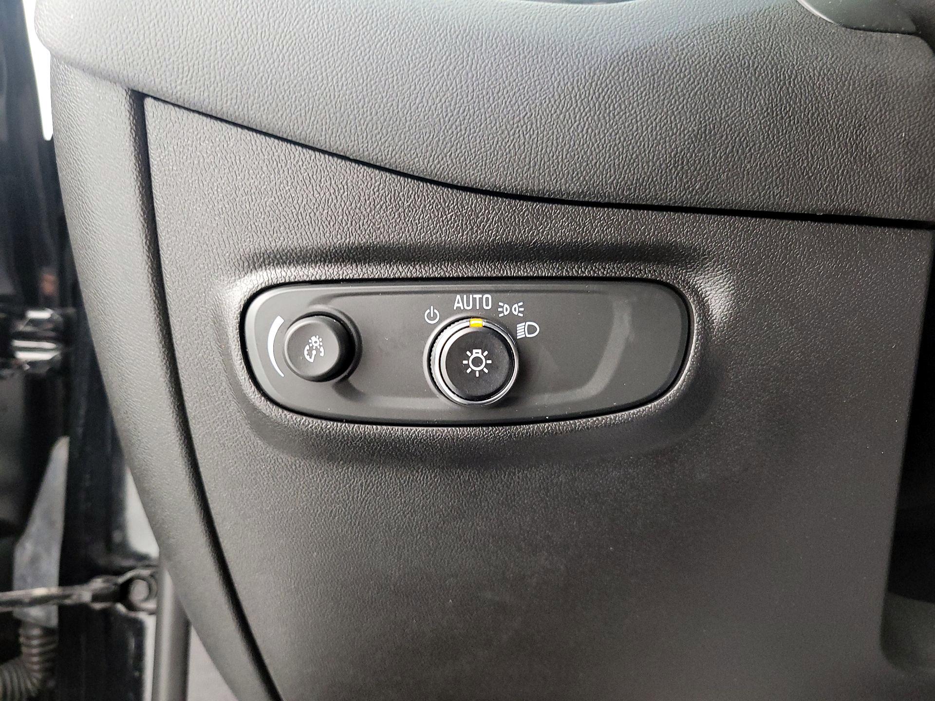 Thumbnail: 2023 Chevrolet Equinox - 13