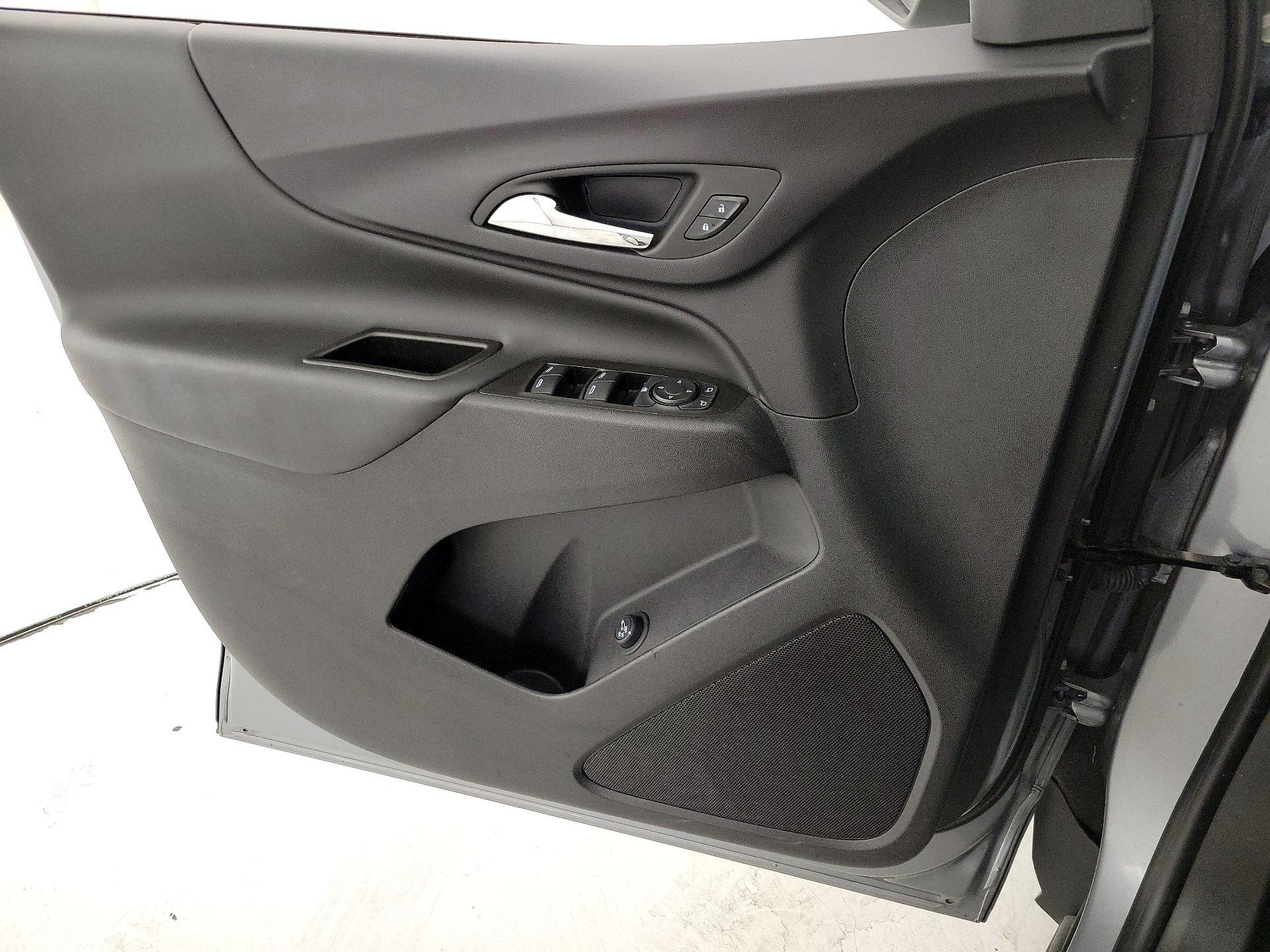 Thumbnail: 2023 Chevrolet Equinox - 12