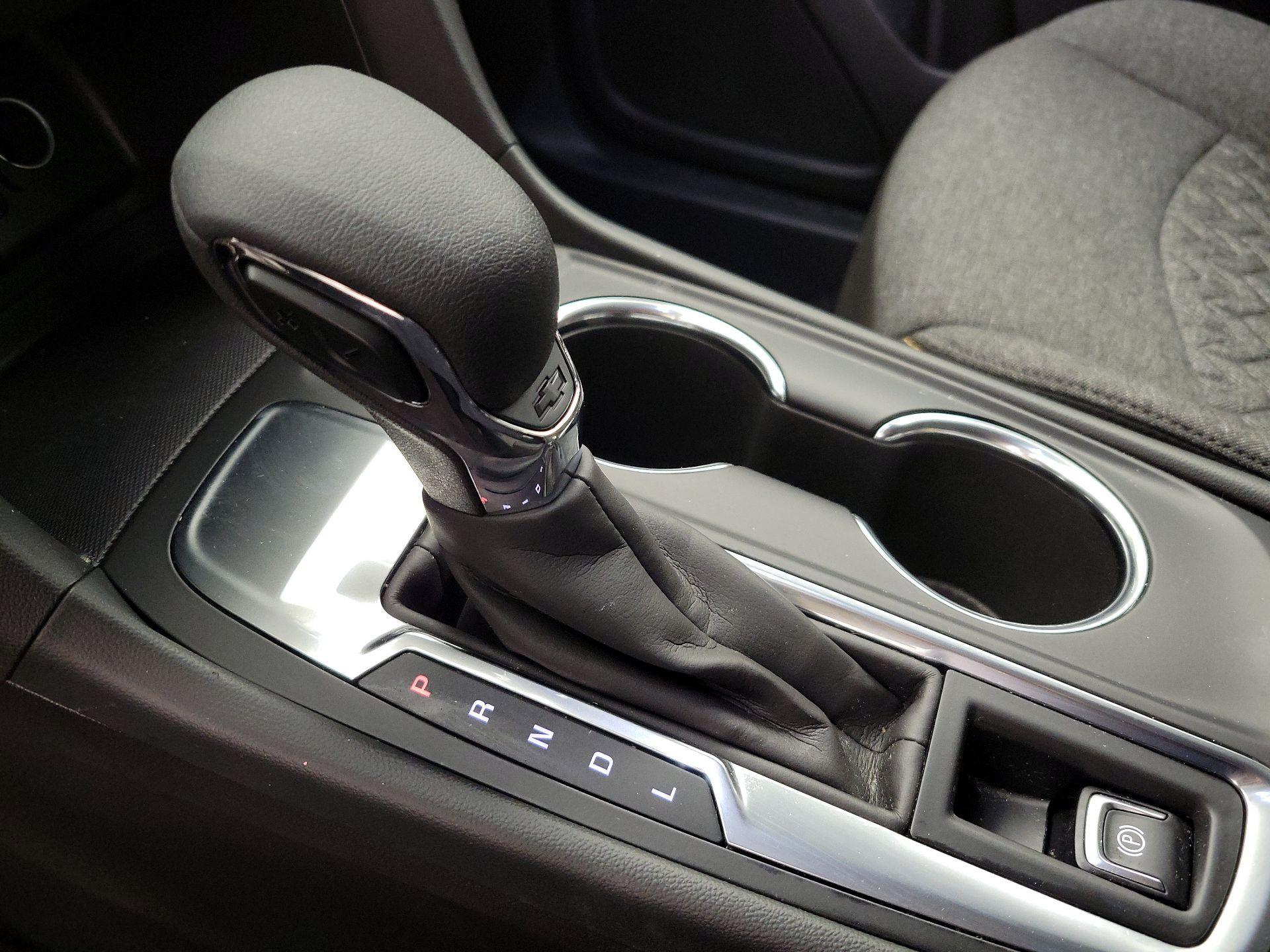 Thumbnail: 2023 Chevrolet Equinox - 17