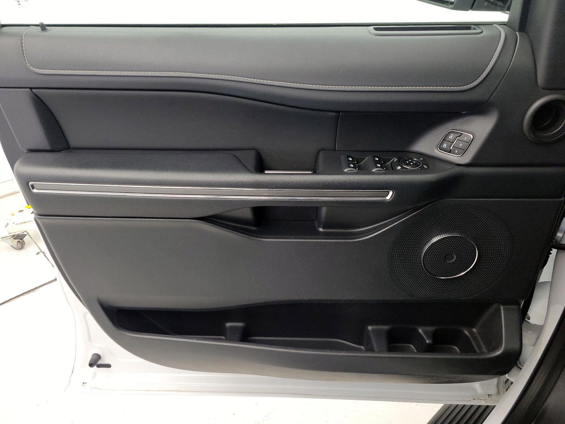 Thumbnail: 2024 Ford Expedition - 12