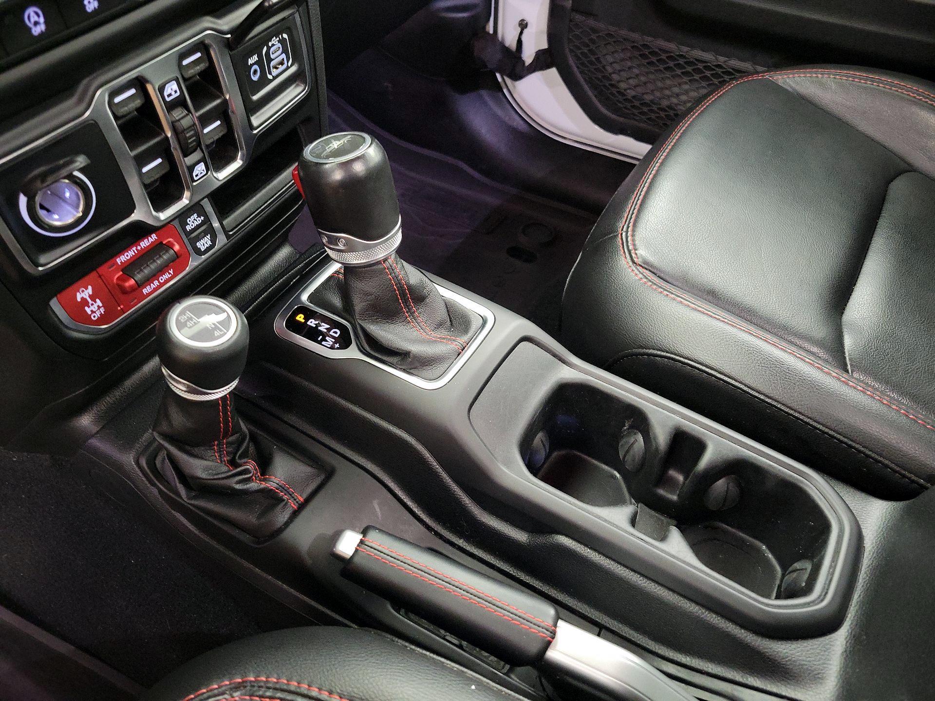 Thumbnail: 2020 Jeep Gladiator - 17