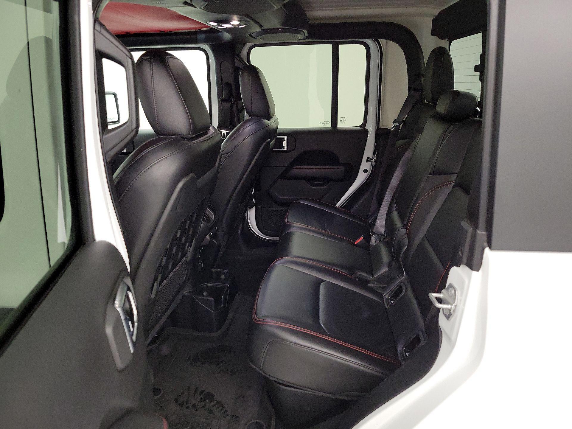 Thumbnail: 2020 Jeep Gladiator - 19