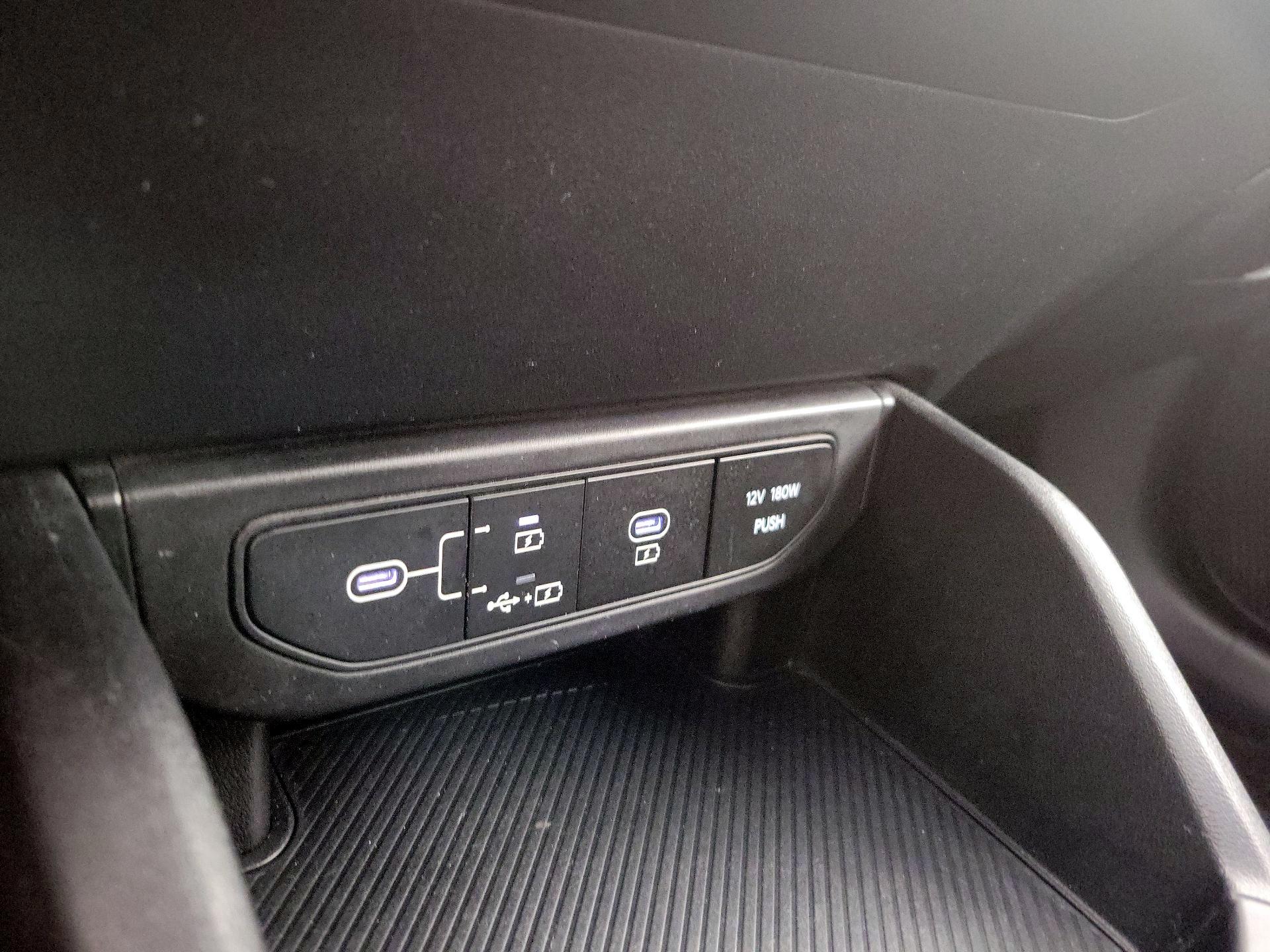 Thumbnail: 2025 Kia K4 - 18