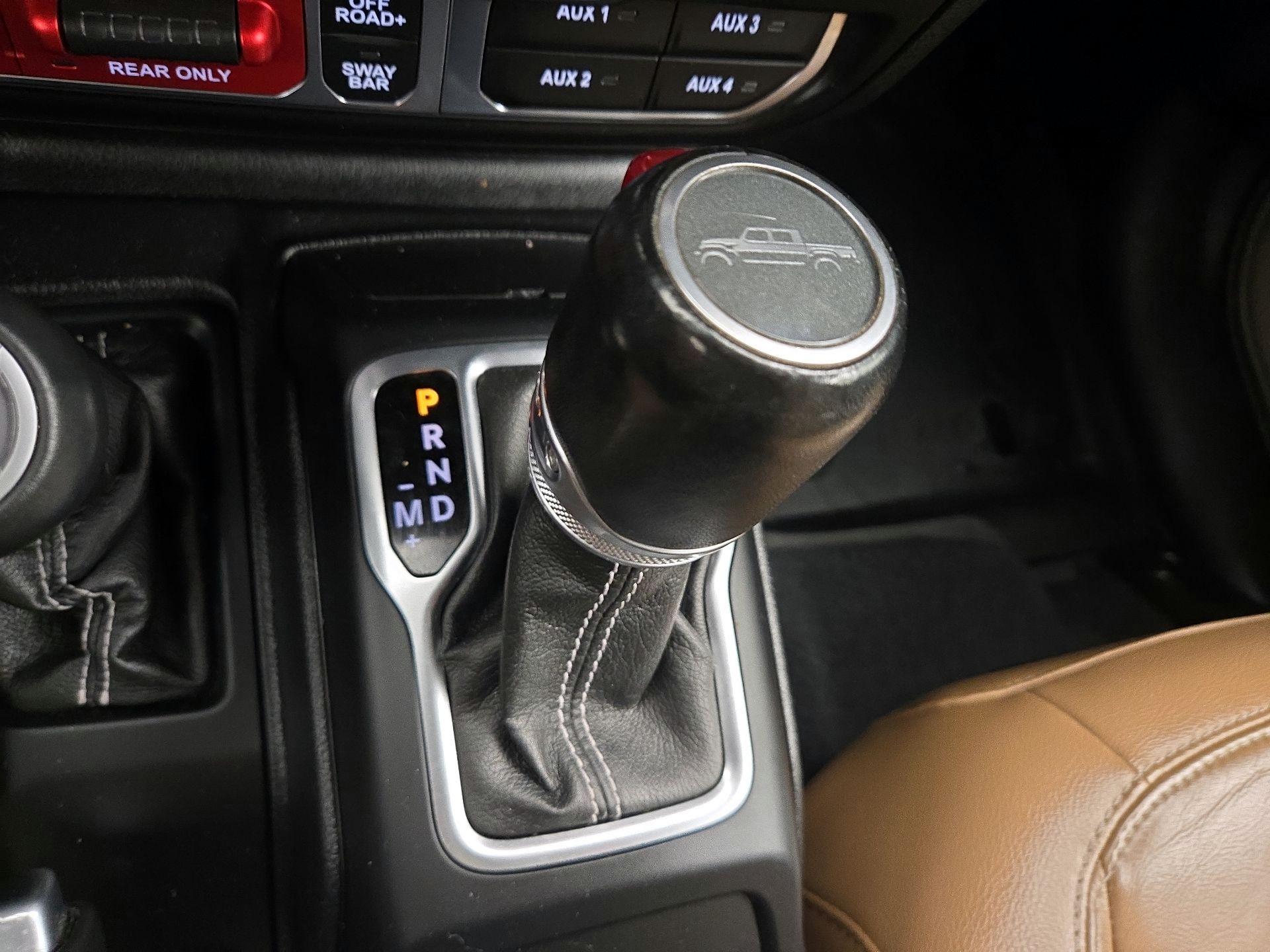 Thumbnail: 2020 Jeep Gladiator - 18