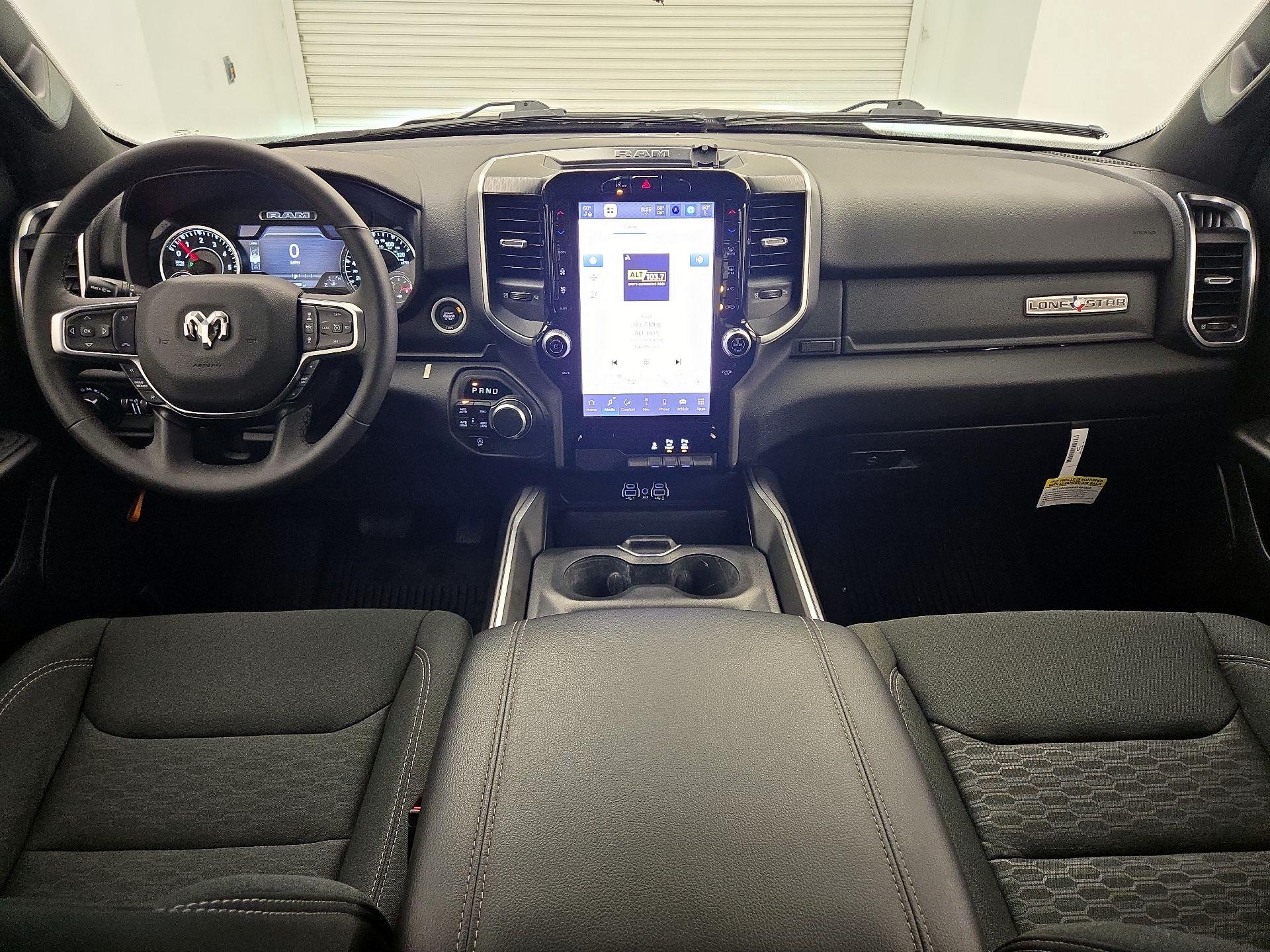 Thumbnail: 2025 RAM 1500 - 9