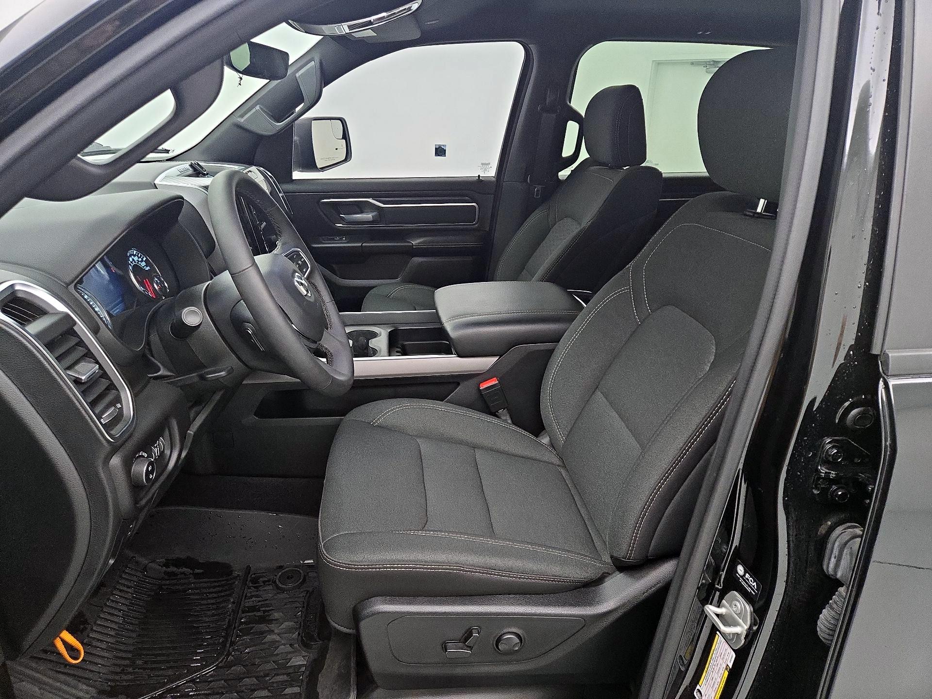 Thumbnail: 2025 RAM 1500 - 11