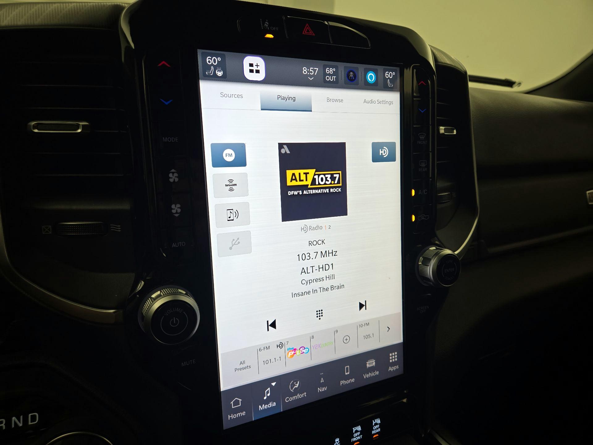 Thumbnail: 2025 RAM 1500 - 16