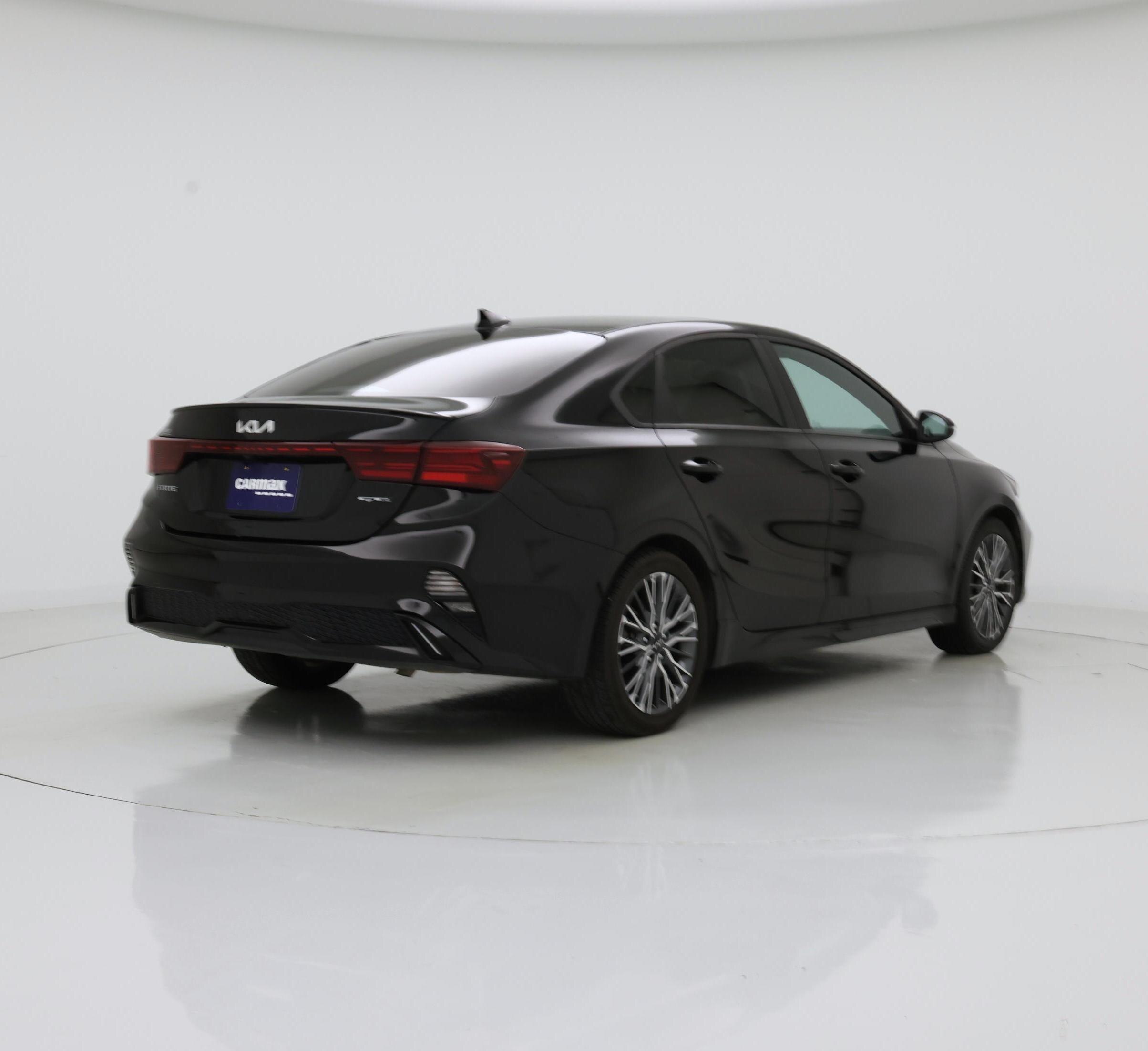 Thumbnail: 2023 Kia Forte - 8