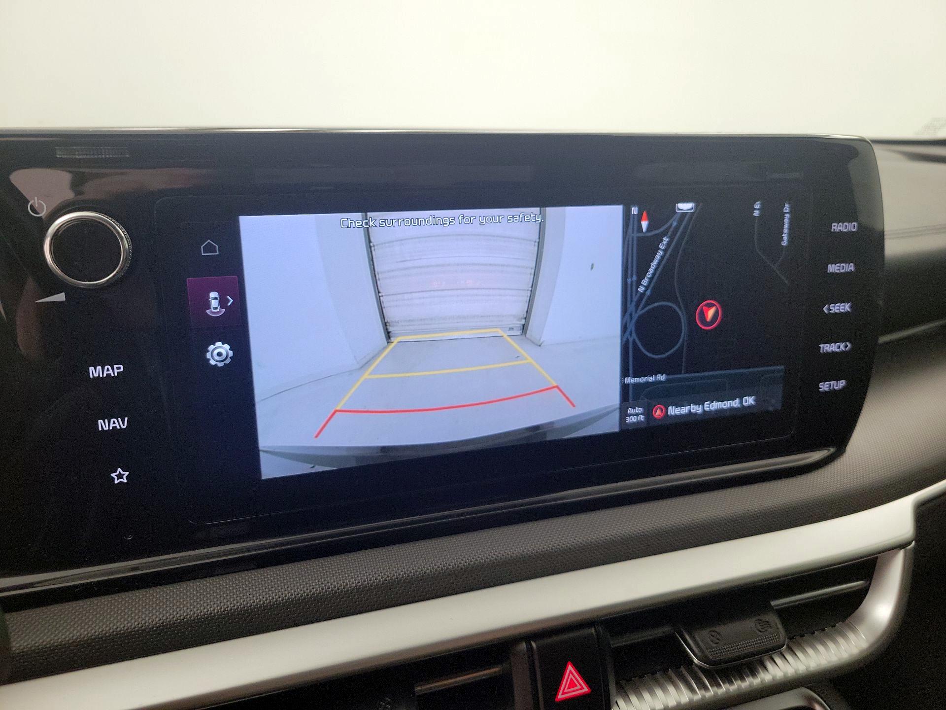 Thumbnail: 2023 Kia K5 - 15