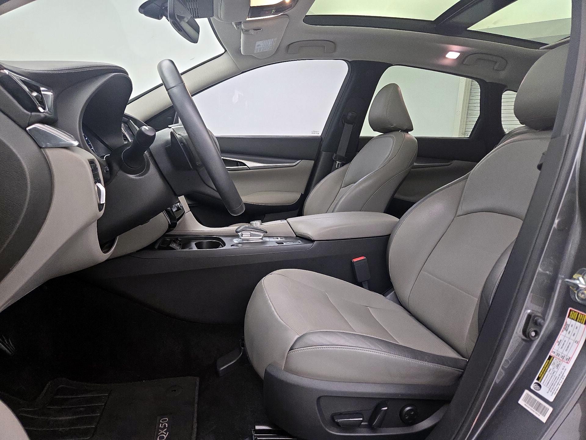 Thumbnail: 2023 INFINITI QX50 - 11